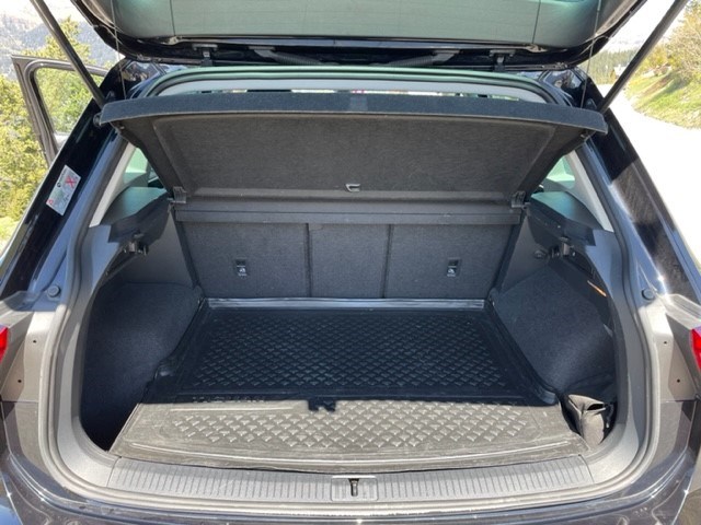 VW Tiguan 2.0 TDI SCR Comfortline 4Motion DSG-image-15