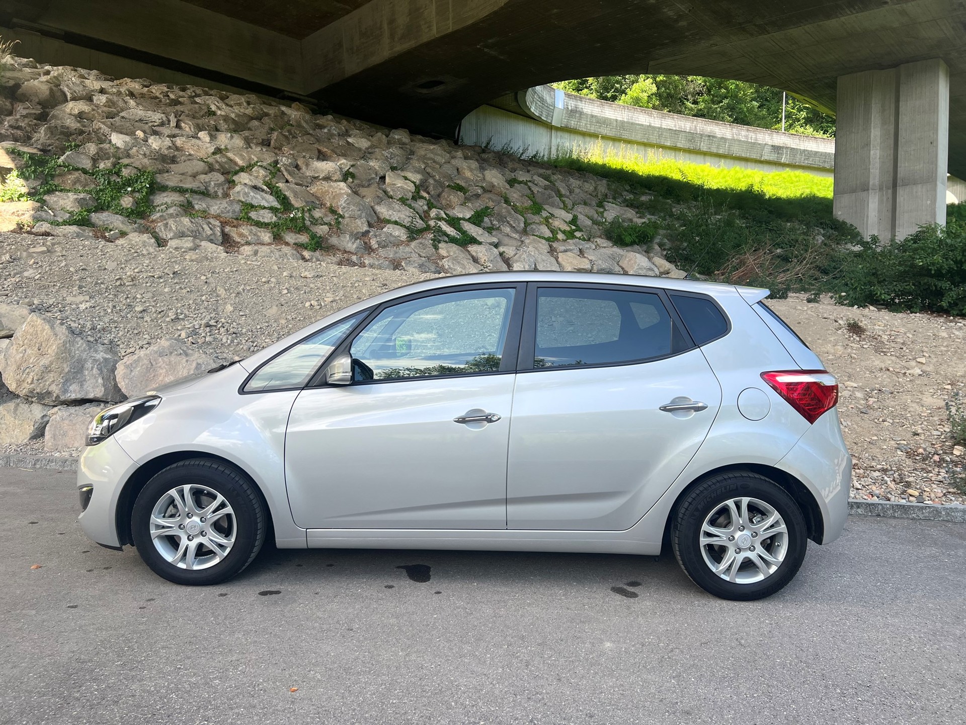 HYUNDAI iX20 1.6 Vertex Automatic-image-2