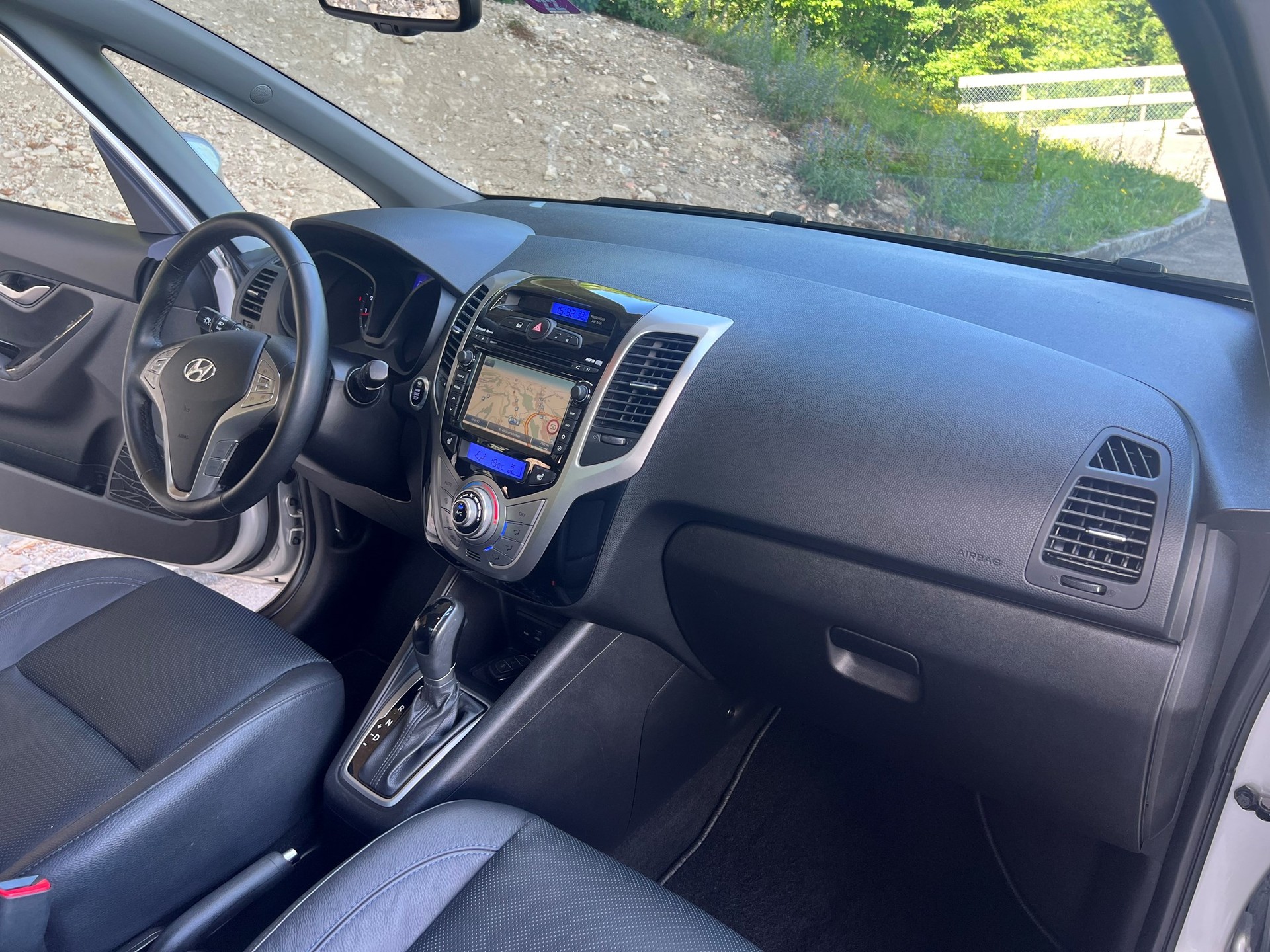 HYUNDAI iX20 1.6 Vertex Automatic-image-7