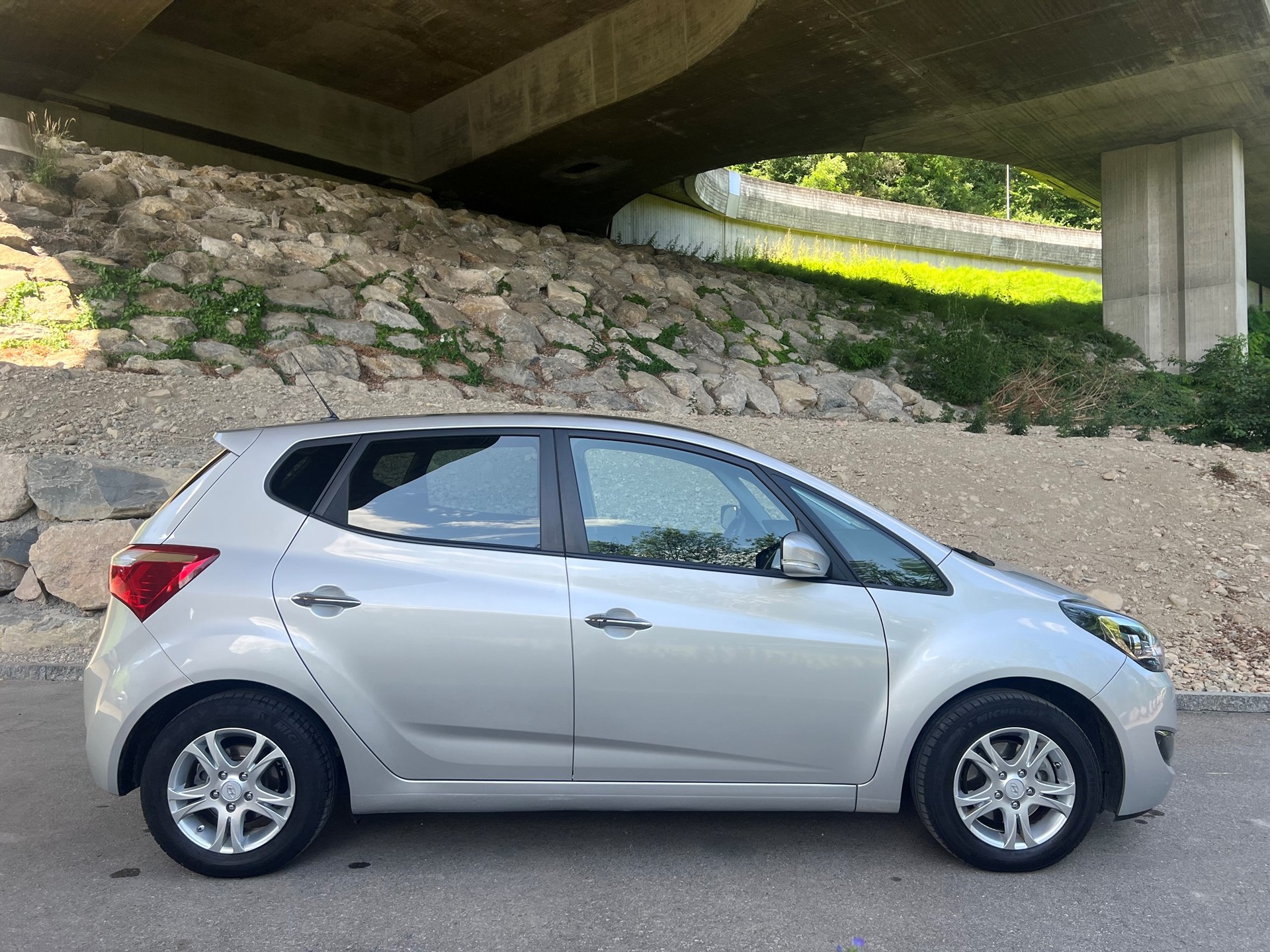 HYUNDAI iX20 1.6 Vertex Automatic-image-5