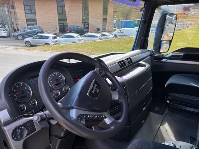 MAN TGX 26.440-image-8