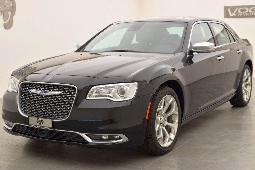 CHRYSLER 300C 5.7 V8-showroom-element-1