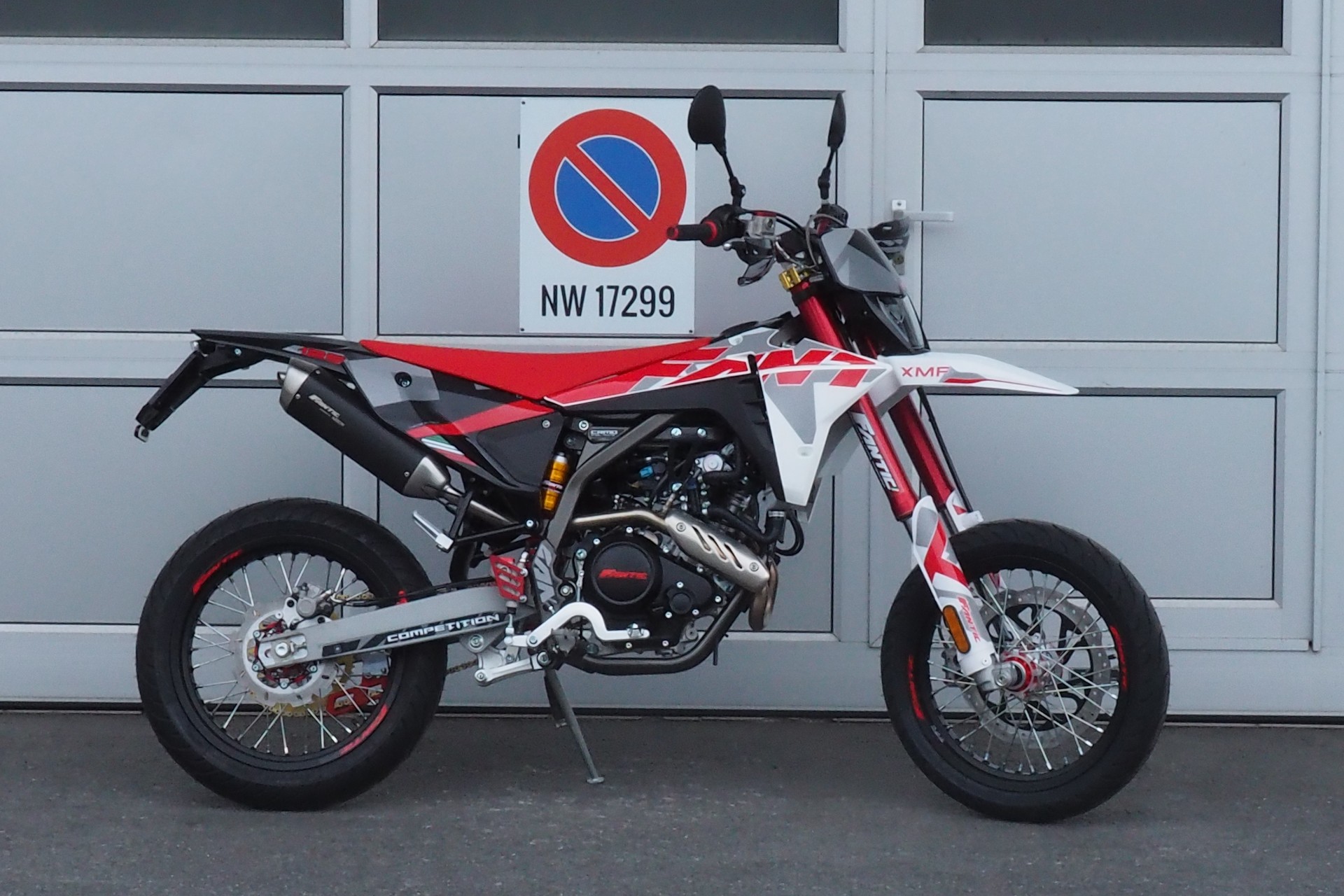FANTIC XMF 125-image-2