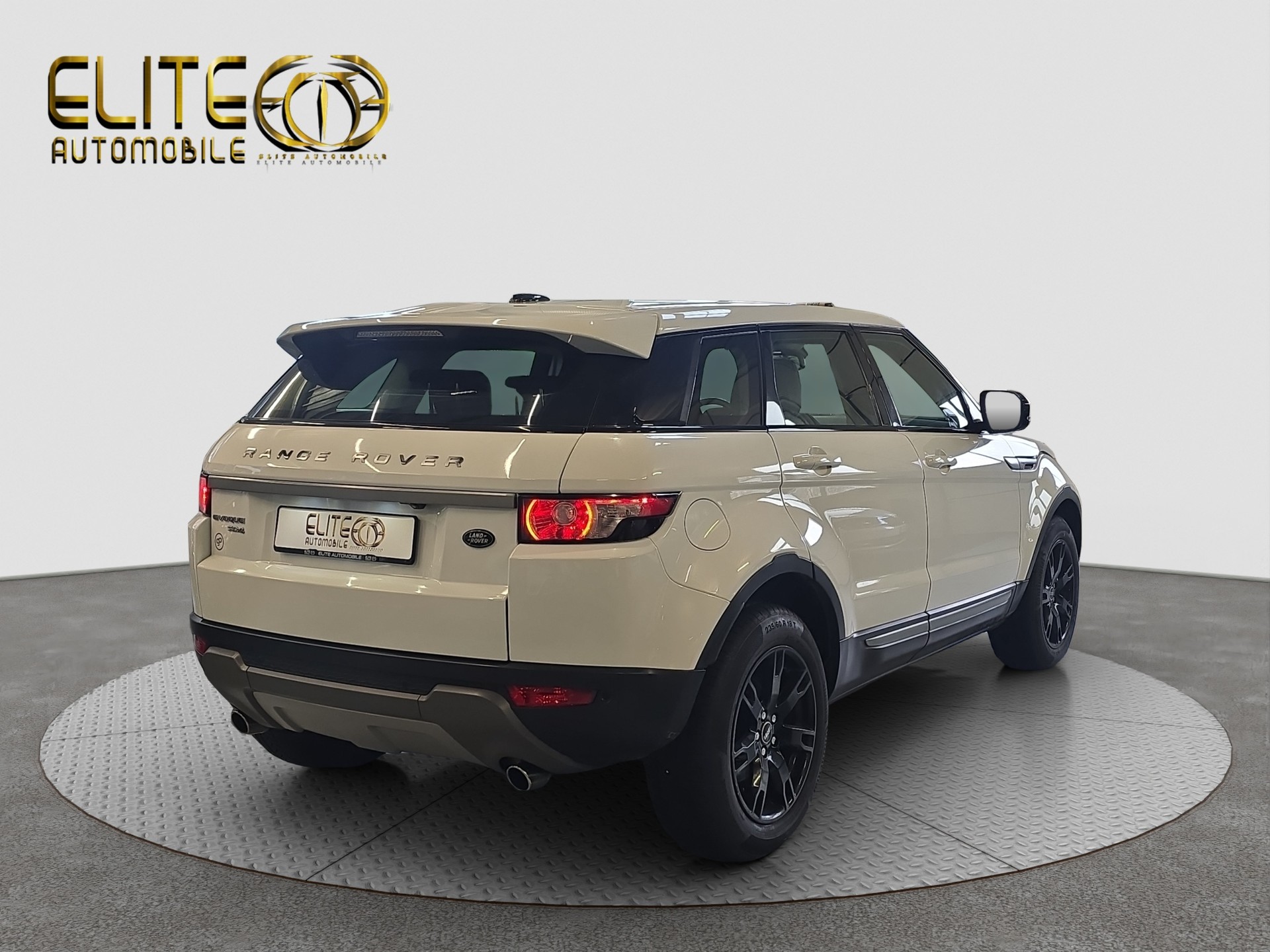 LAND ROVER Range Rover Evoque 2.2 SD4 Pure AT6-image-5