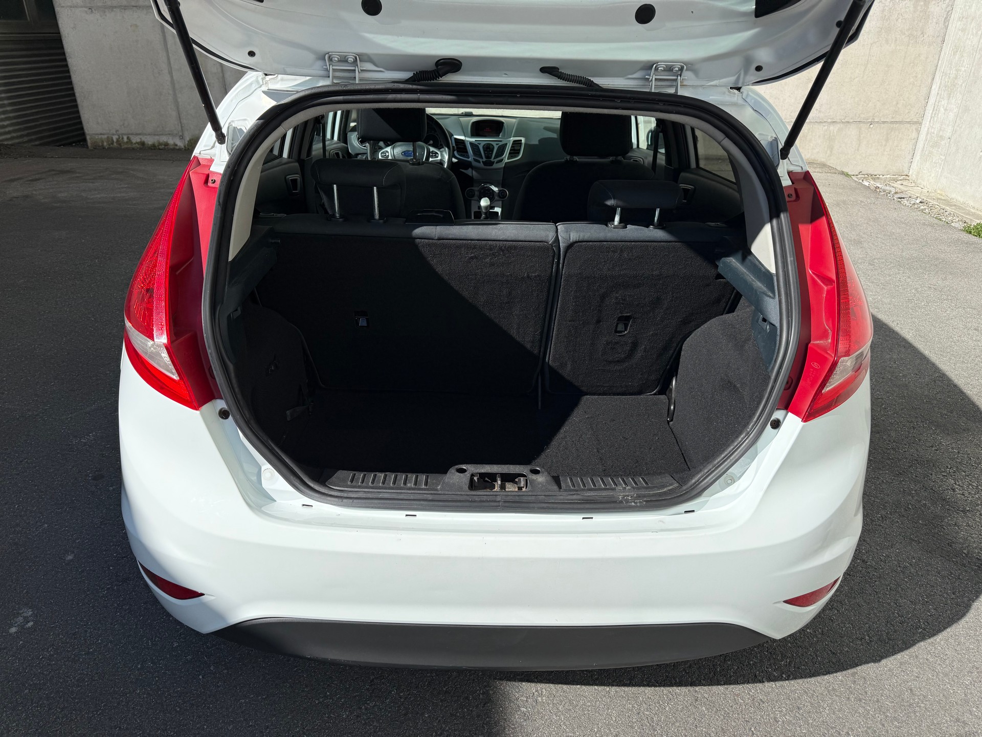 FORD Fiesta 1.4 16V Trend+-image-6