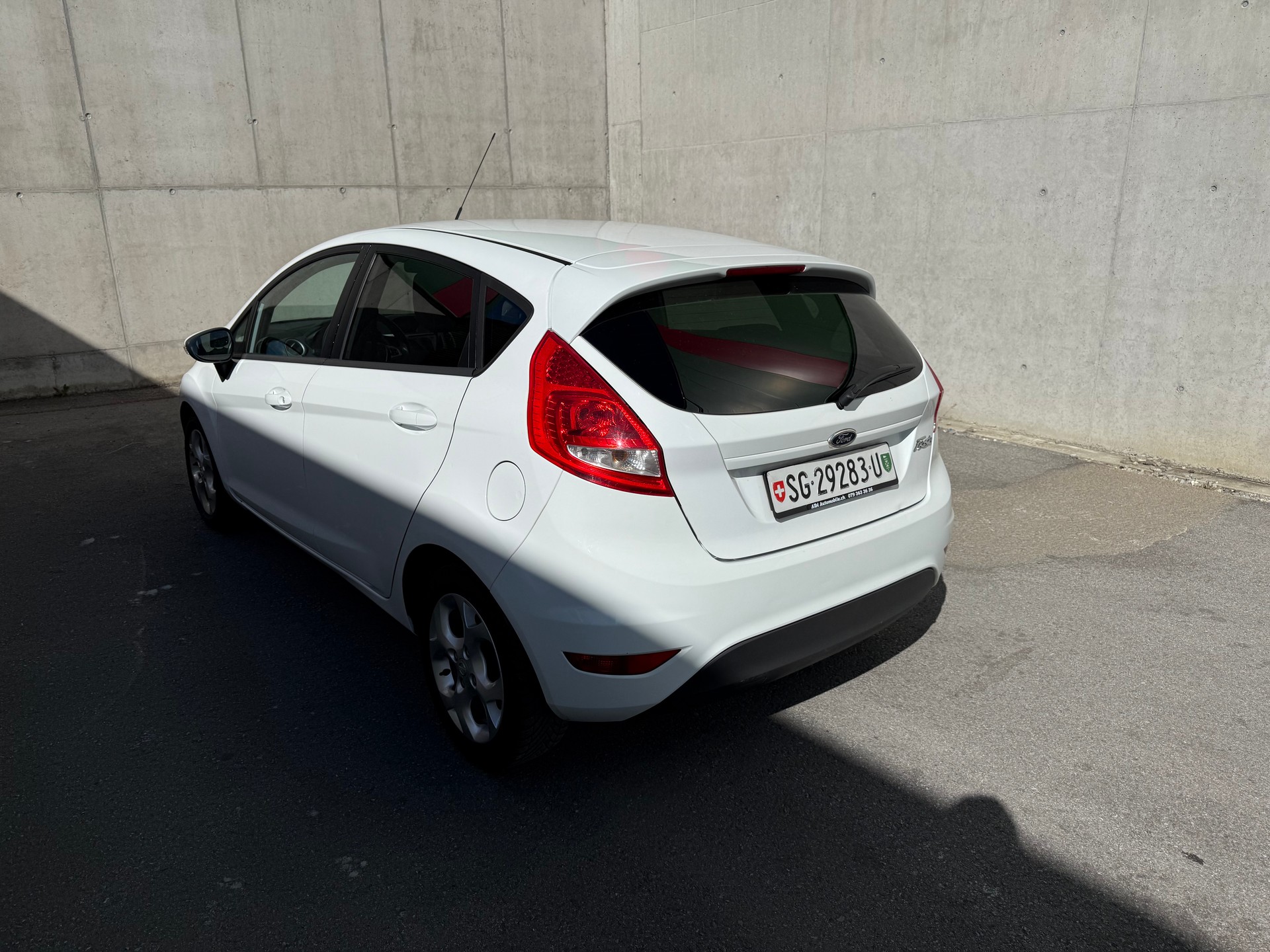 FORD Fiesta 1.4 16V Trend+-image-7
