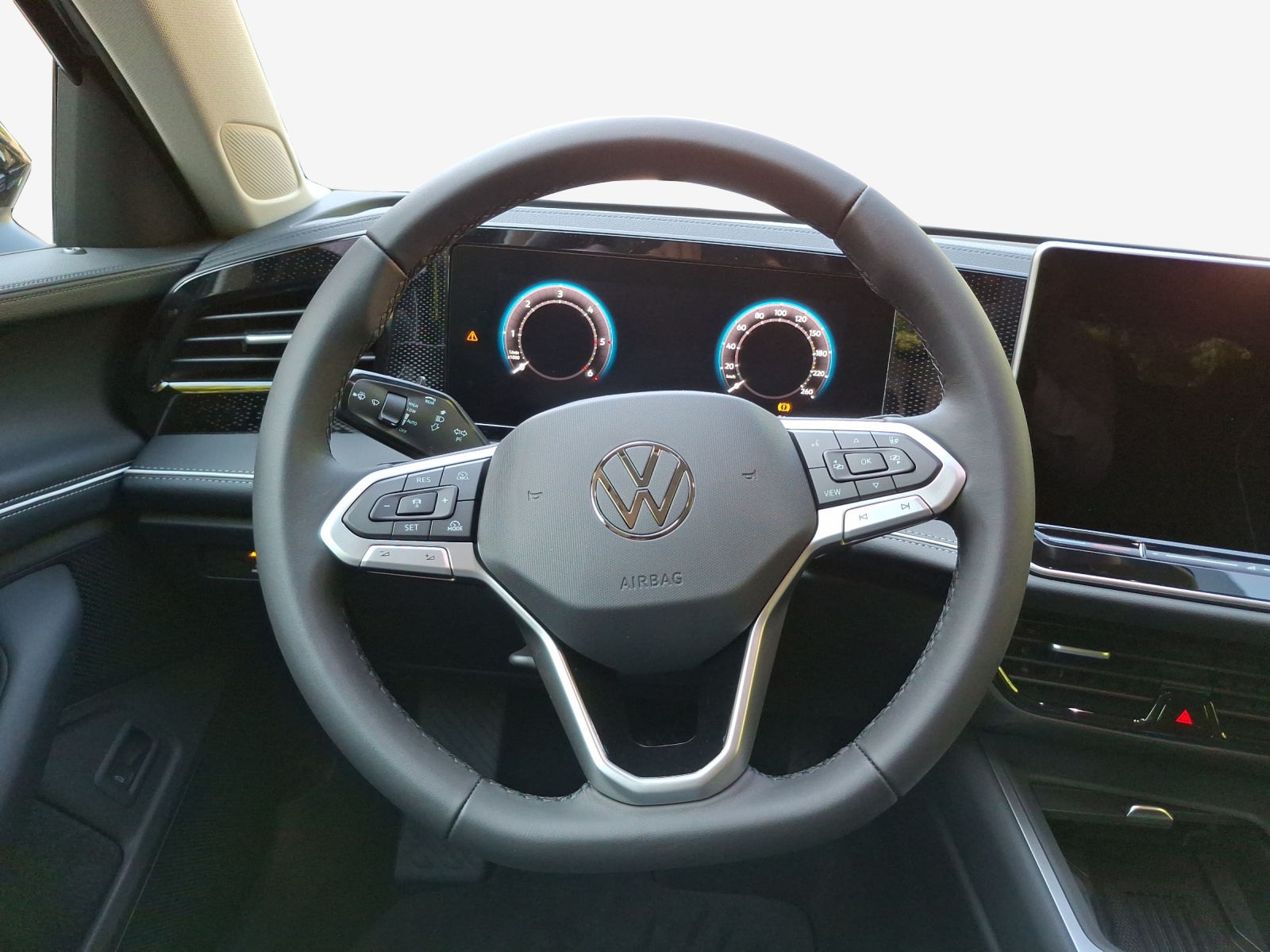 VW Passat Variant 2.0 TDI evo Business 4 Motion DSG-image-9