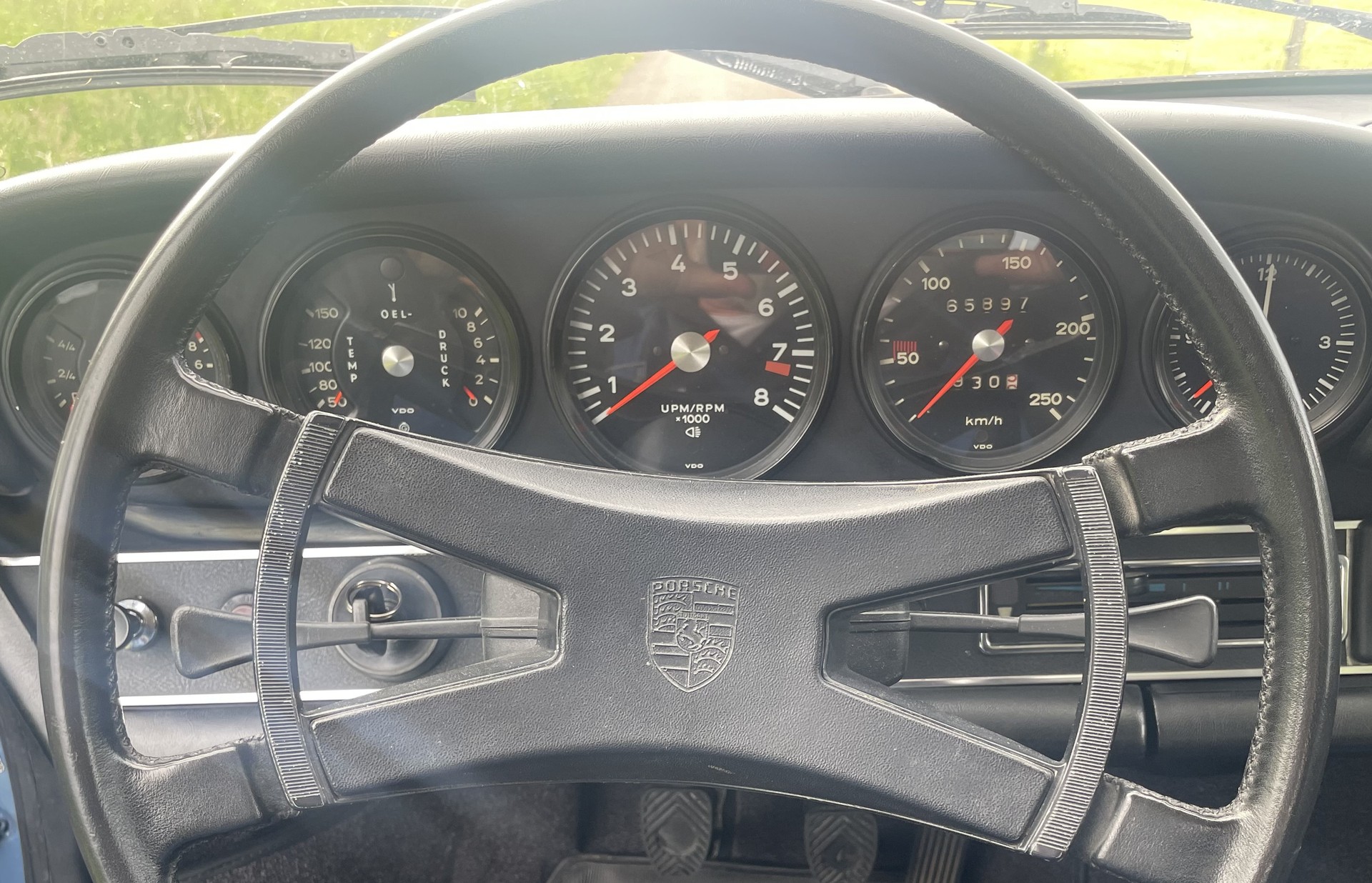 PORSCHE 911S 2,4-image-5