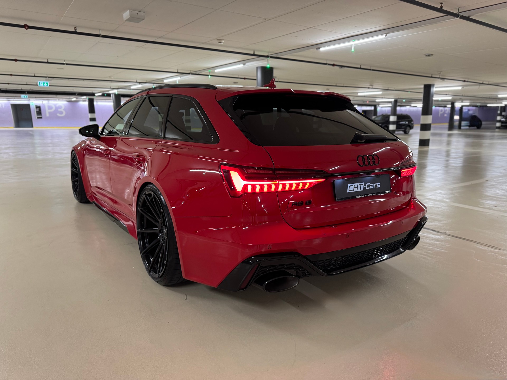 AUDI RS6 Avant 4.0 TFSI V8 quattro * ON TOP * Tango RED * Pano *-showroom-element-2