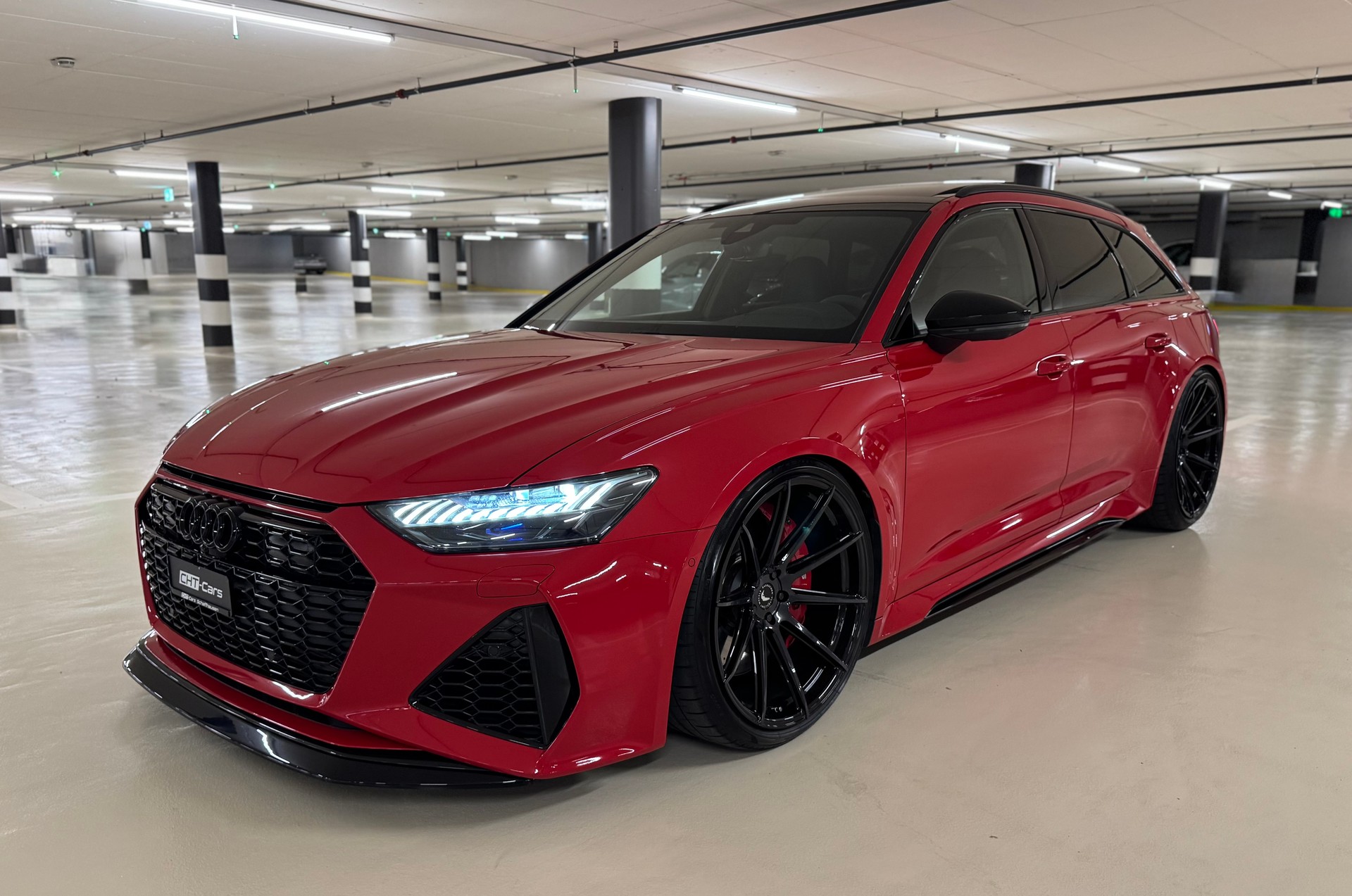 AUDI RS6 Avant 4.0 TFSI V8 quattro * ON TOP * Tango RED * Pano *
