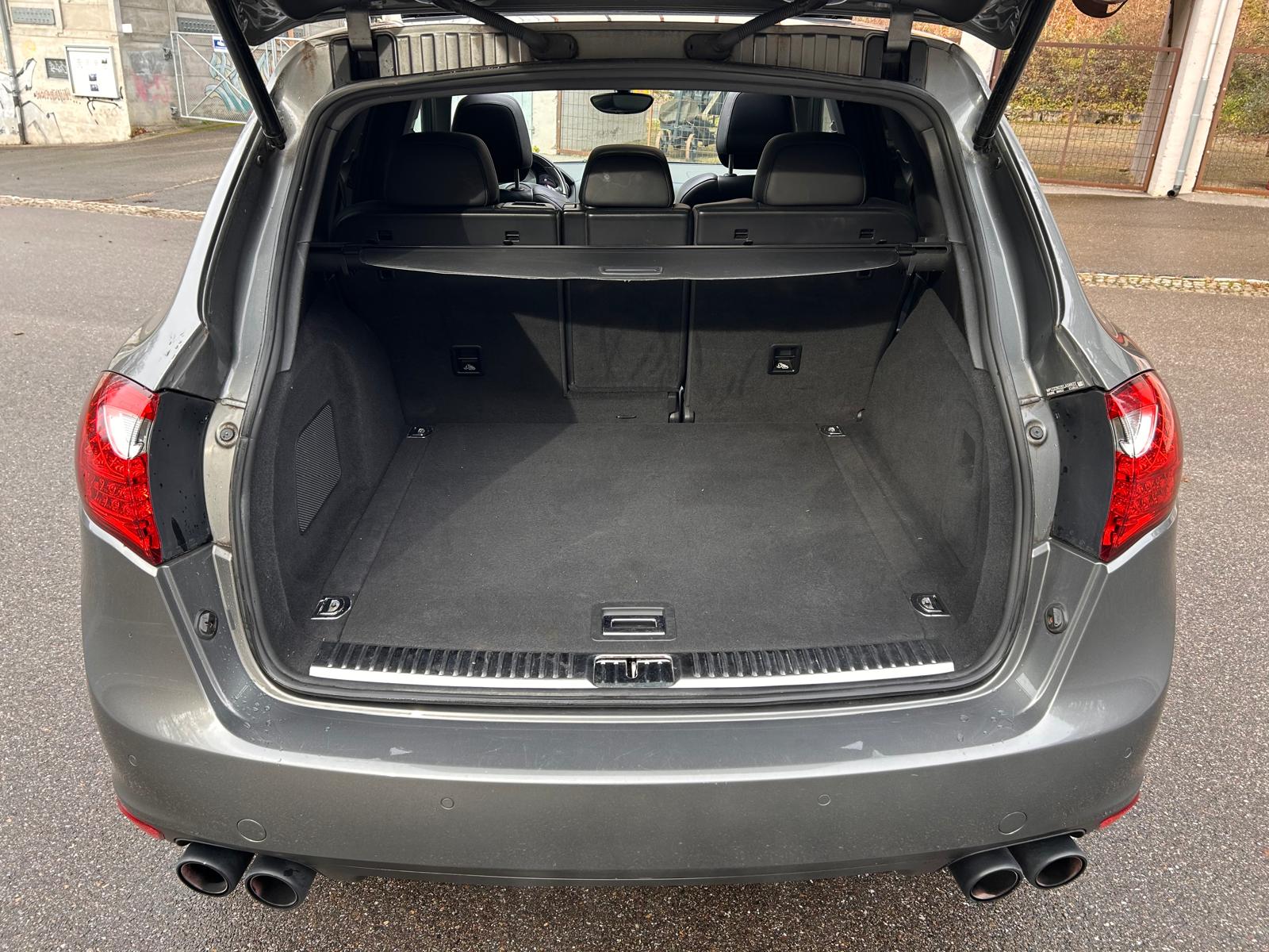 PORSCHE Cayenne S-image-8