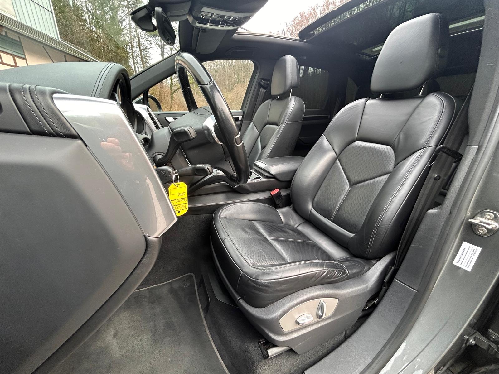PORSCHE Cayenne S-image-15