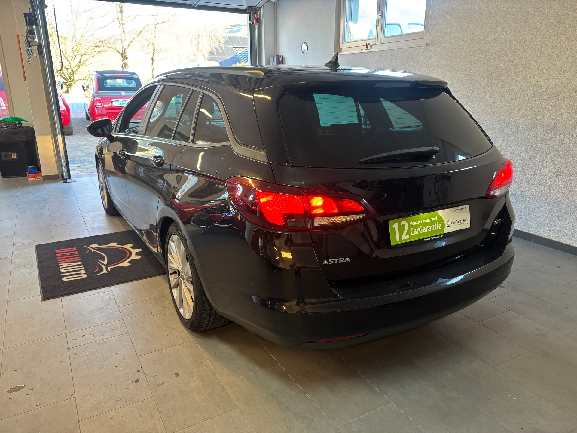 OPEL Astra Sports Tourer 1.6 CDTi ecoF Enjoy Automatic-image-2