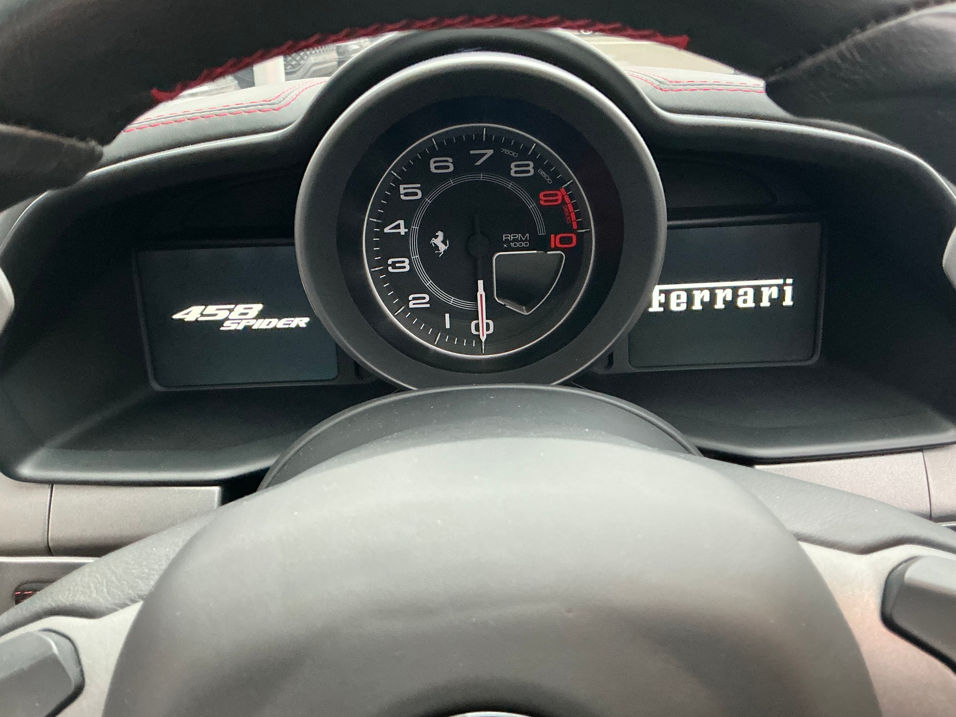 FERRARI 458 Spider Italia 4.5 V8-image-12