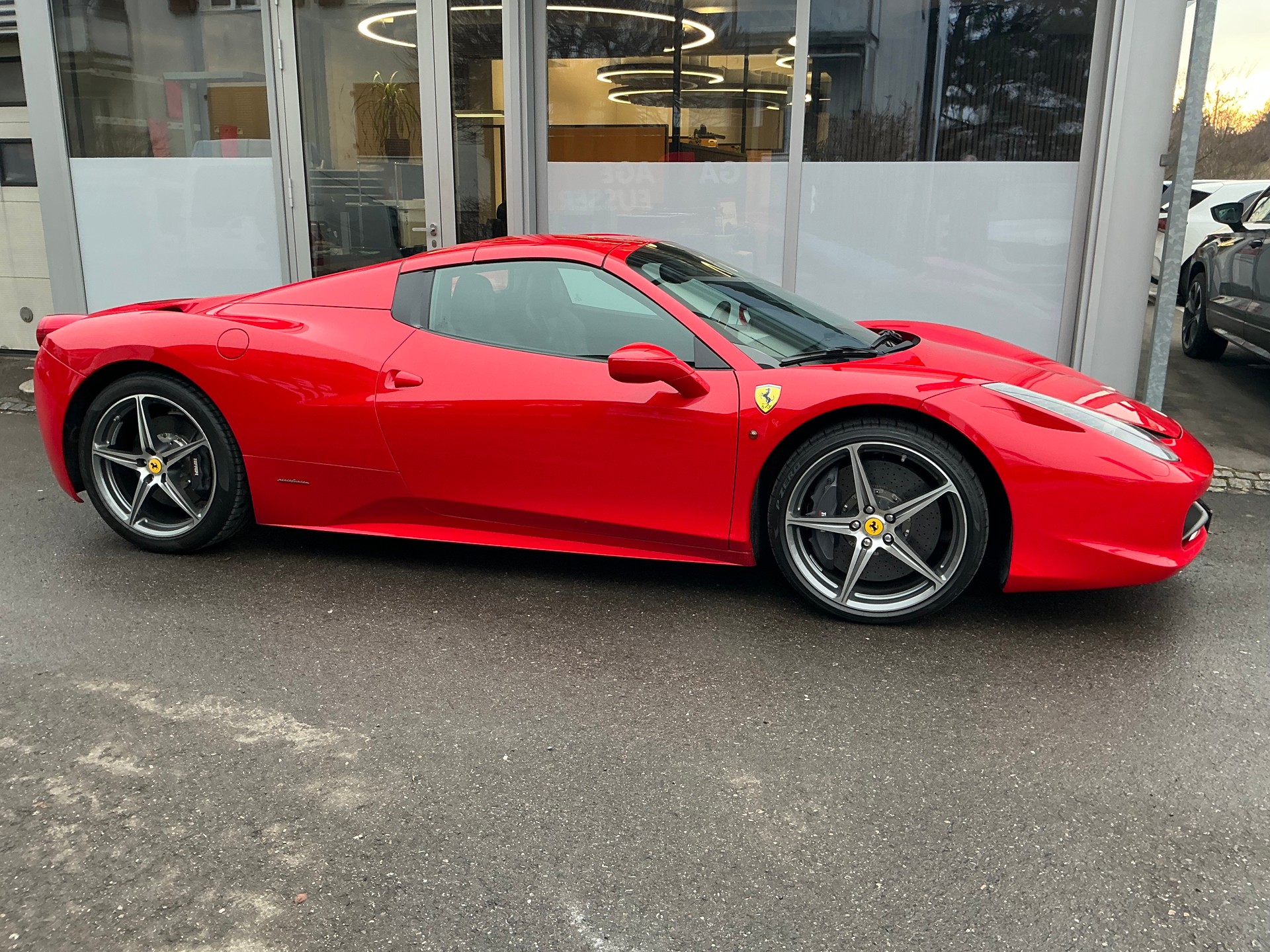 FERRARI 458 Spider Italia 4.5 V8-showroom-element-3
