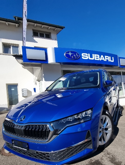SKODA Octavia Combi 2.0 TDI DSG Selection-image-4