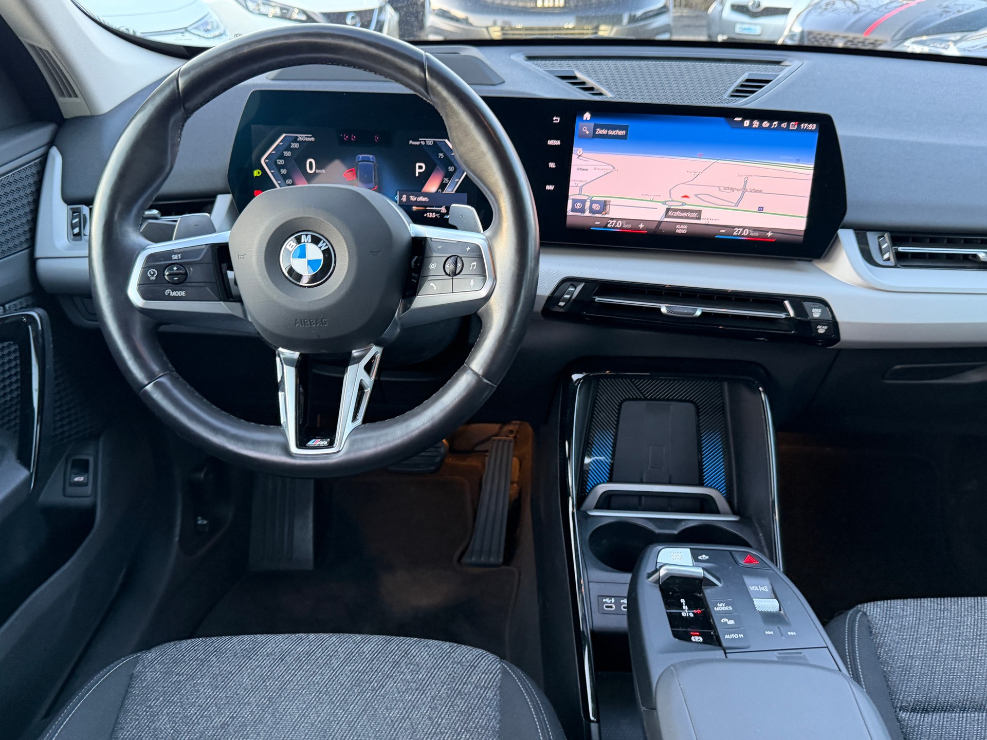 BMW X1 xDrive 20d 48V-showroom-element-1