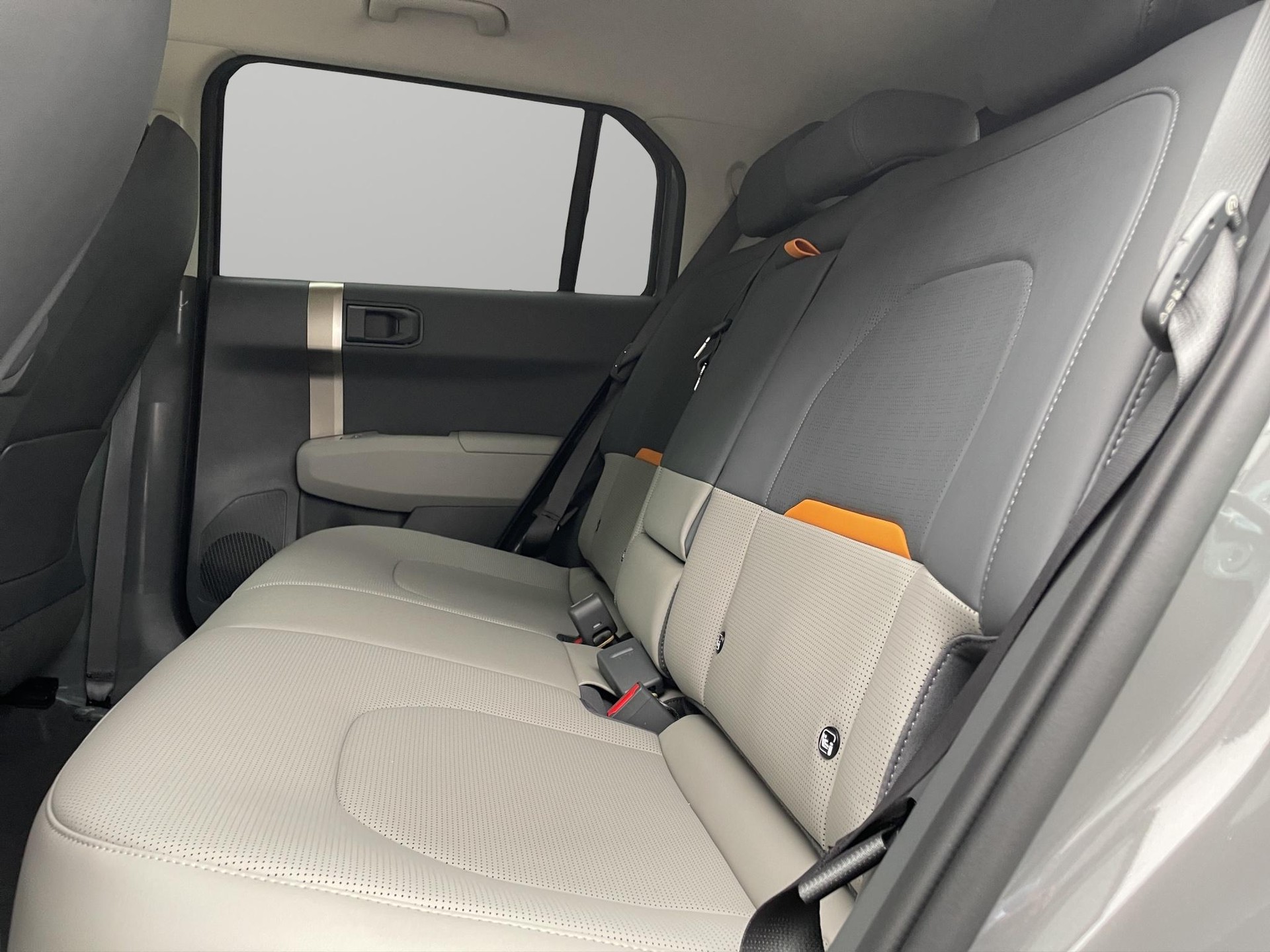 KIA EV3 81 kWh Earth+-image-5