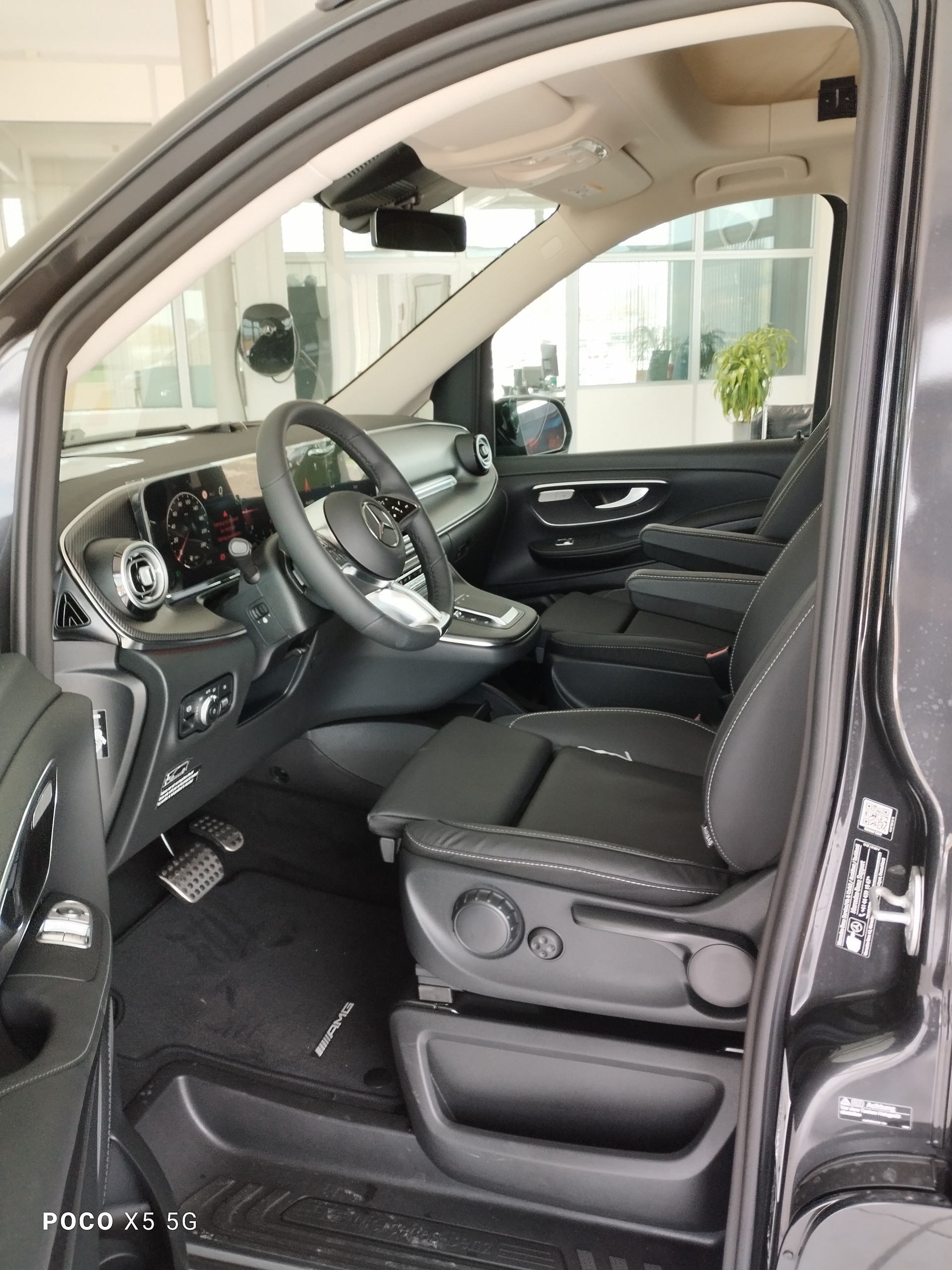 MERCEDES-BENZ Marco Polo 300 d 4MATIC Standard 3200mm L-image-8
