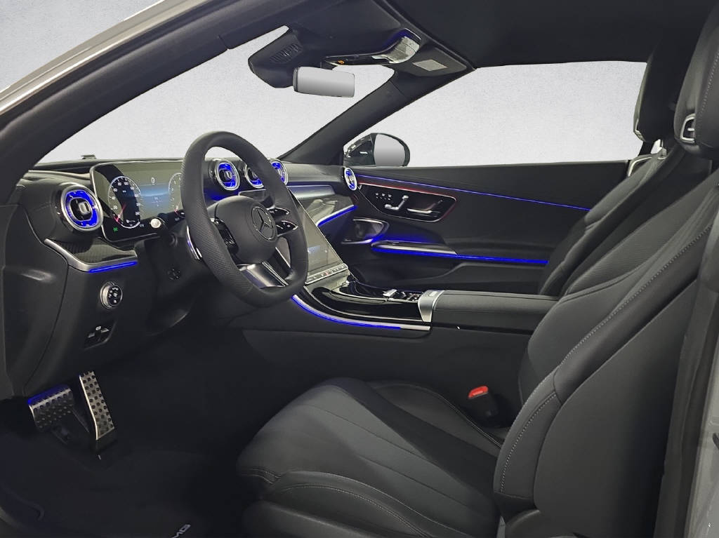 MERCEDES-BENZ CLE 300 AMG Line 4Matic Cabriolet-image-9
