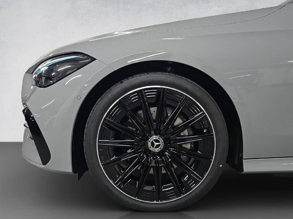 MERCEDES-BENZ CLE 300 AMG Line 4Matic Cabriolet-image-6