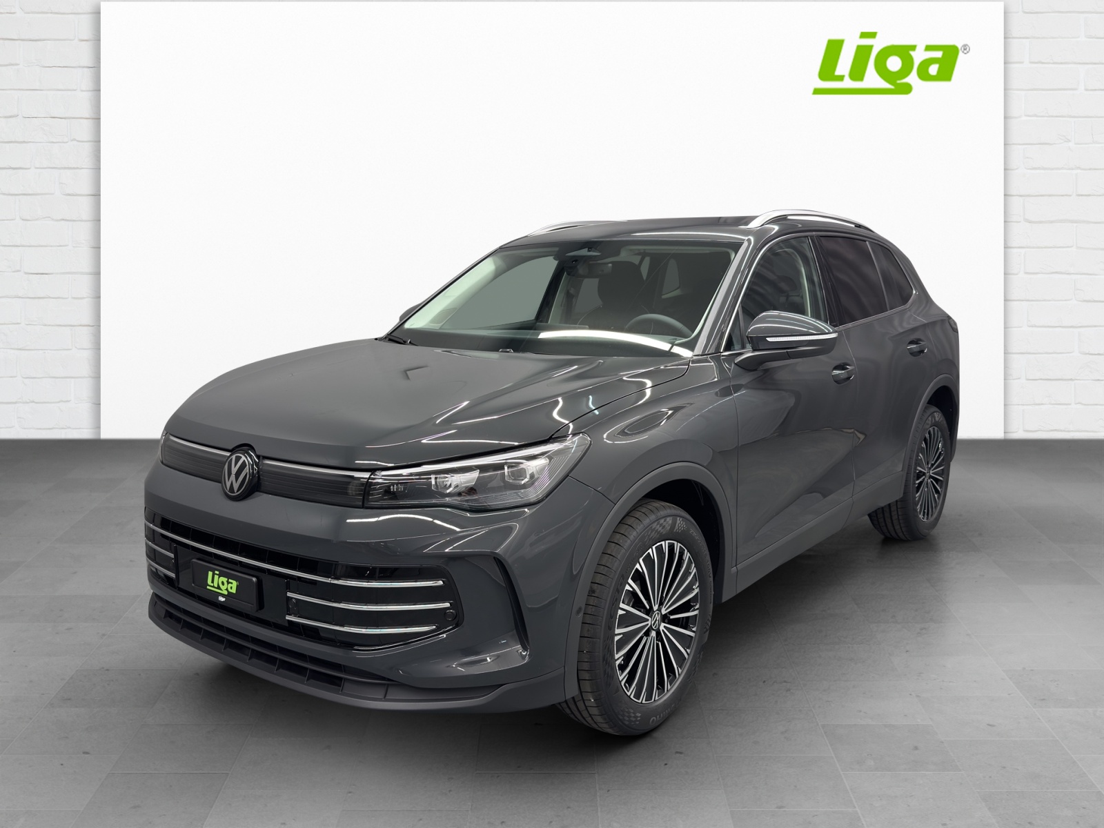 VW Tiguan 2.0 TDI SCR Elegance DSG 4motion-showroom-element-1