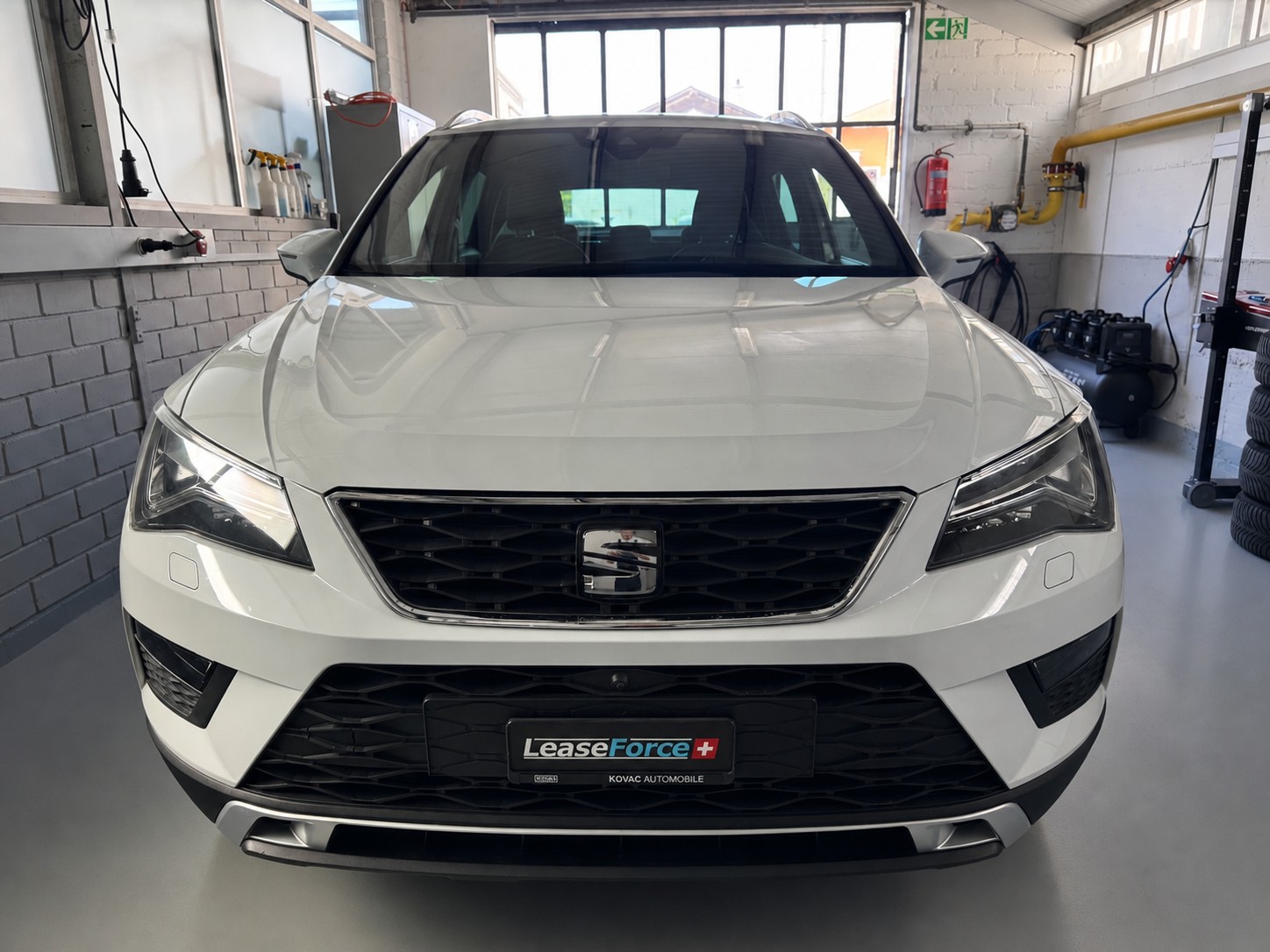 SEAT Ateca 1.4 TSI Xcellence DSG-image-1