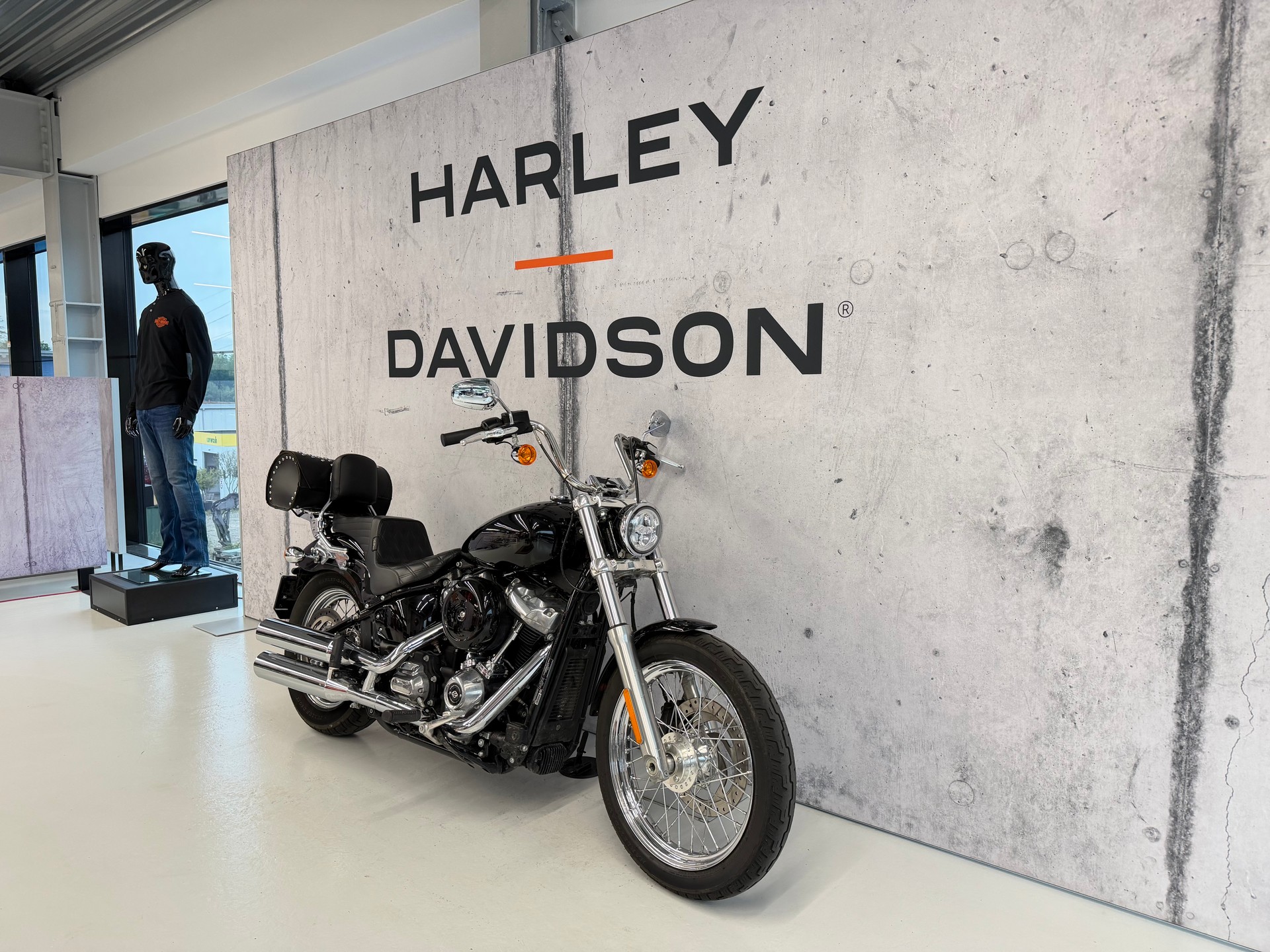 HARLEY-DAVIDSON FXST Softail Standard 107-image-1