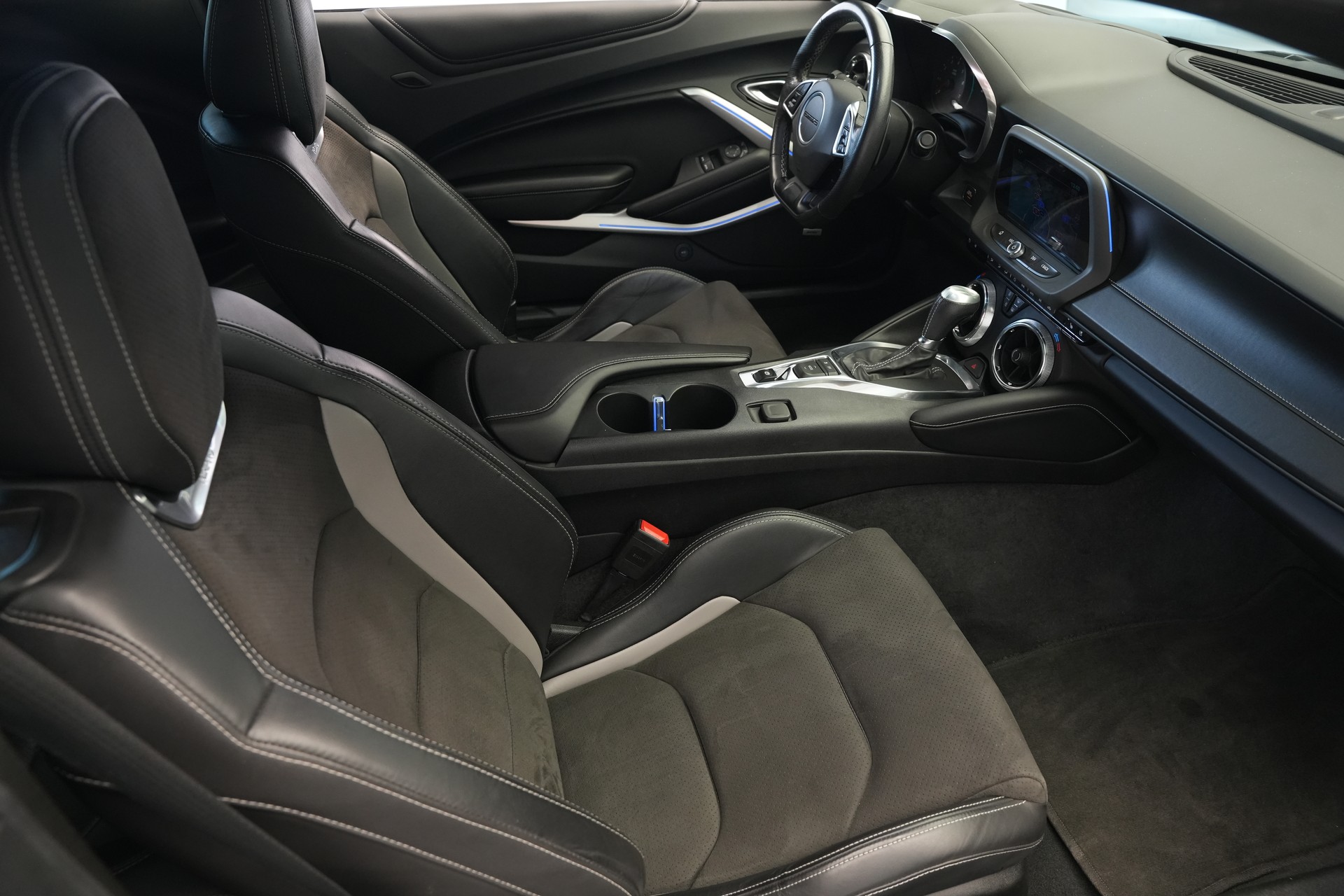 CHEVROLET Camaro 6.2 Coupé Automatic *CH-Fahrzeug* *Recaro Sportsitze*-image-14