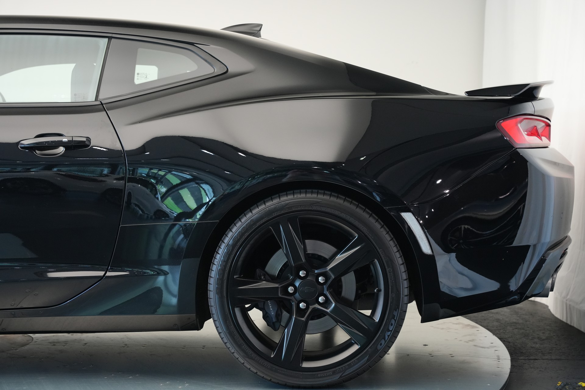 CHEVROLET Camaro 6.2 Coupé Automatic *CH-Fahrzeug* *Recaro Sportsitze*-image-36