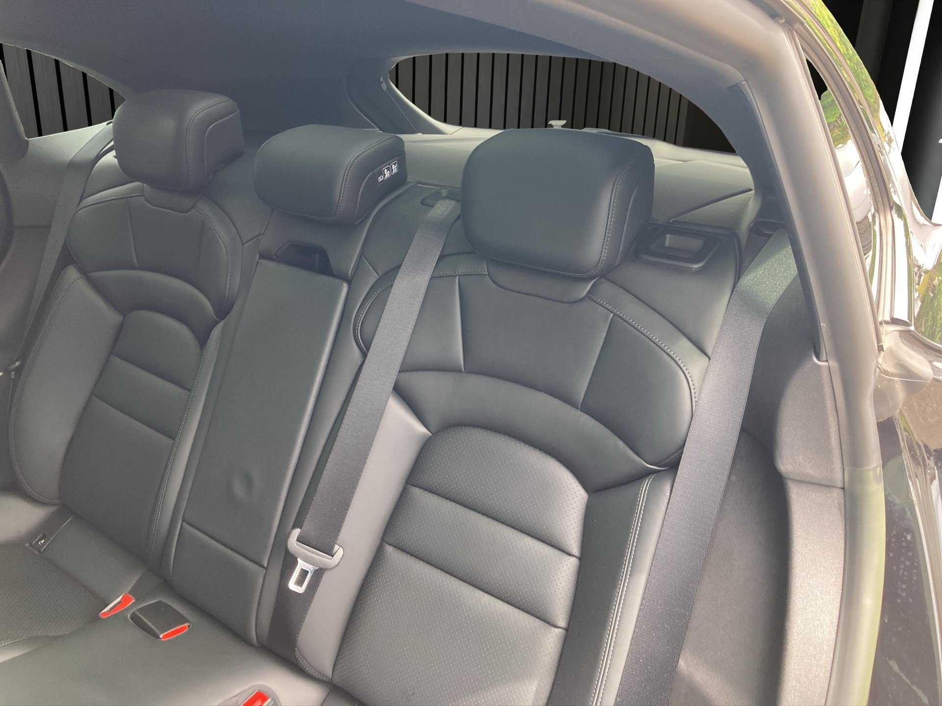 PORSCHE Taycan 4S Sport Turismo Perf.-image-11