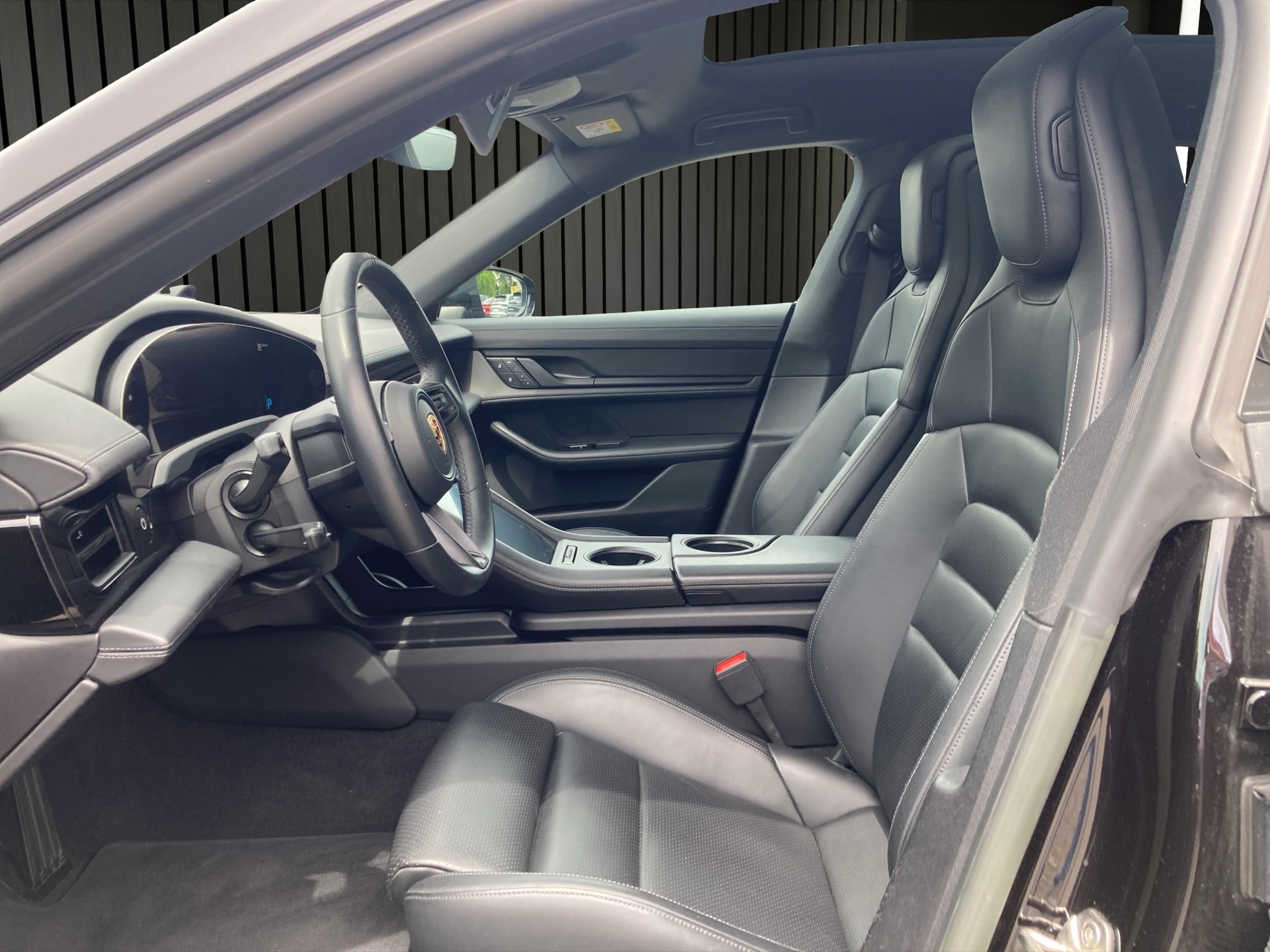 PORSCHE Taycan 4S Sport Turismo Perf.-image-8