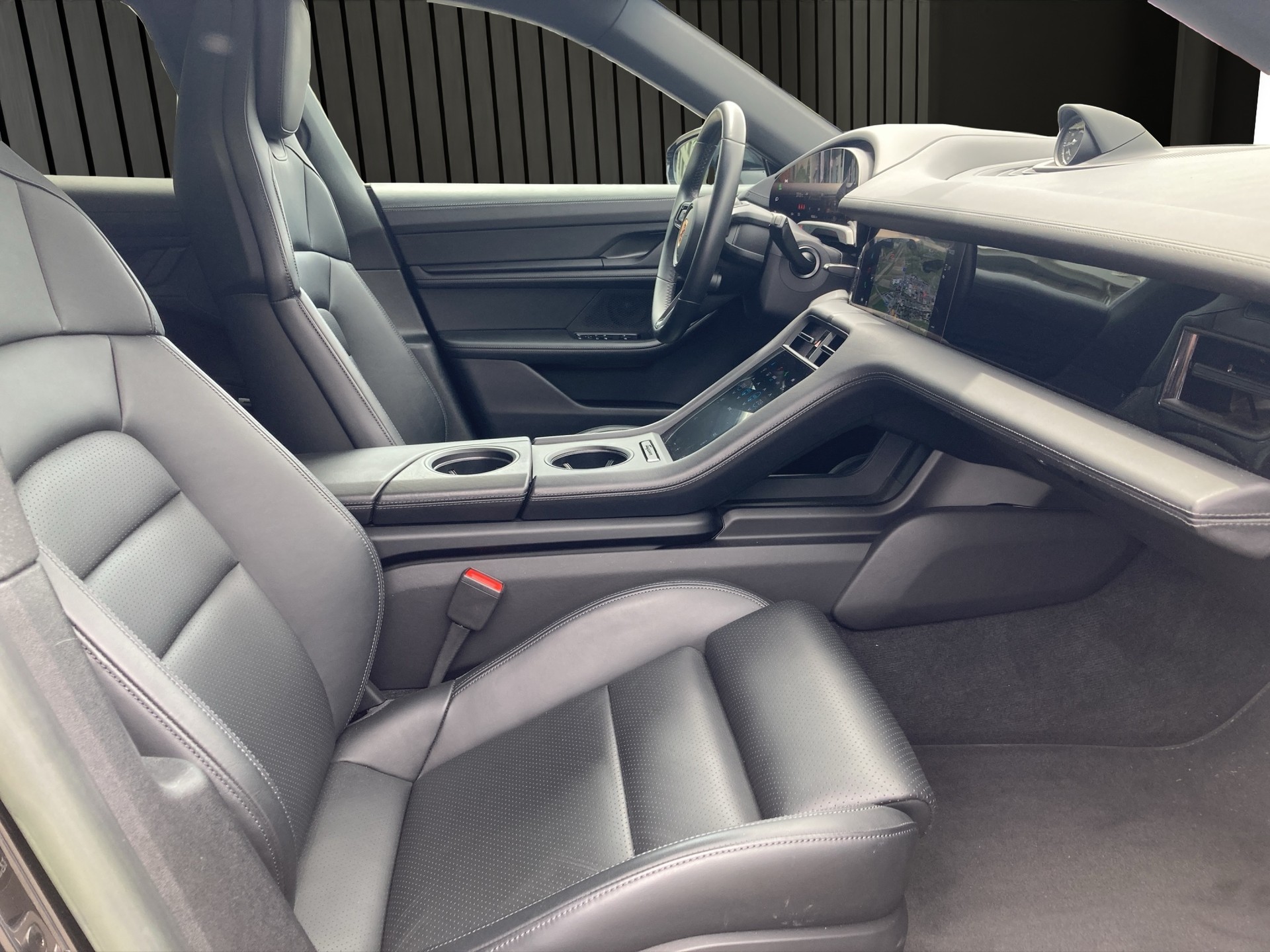 PORSCHE Taycan 4S Sport Turismo Perf.-image-15