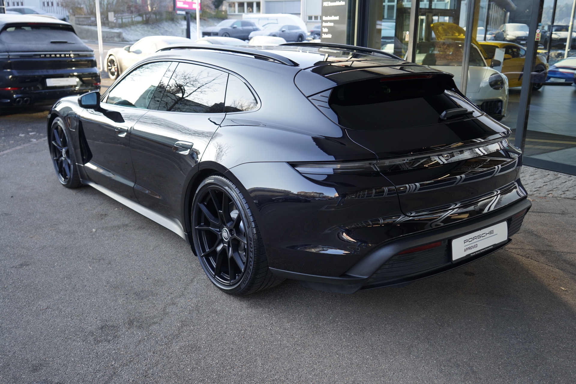PORSCHE Taycan 4S Sport Turismo Perf.-showroom-element-3