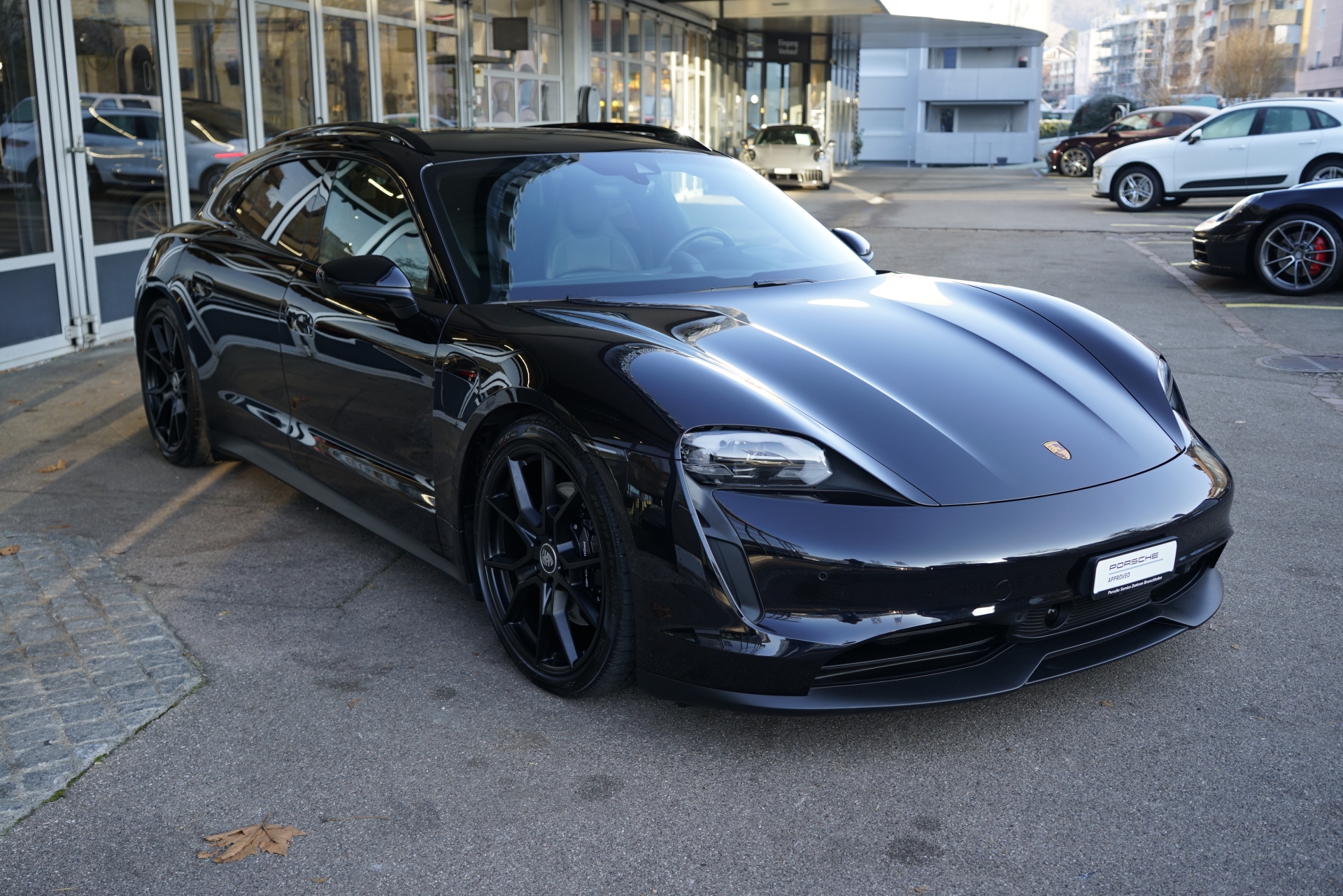 PORSCHE Taycan 4S Sport Turismo Perf.-image-4