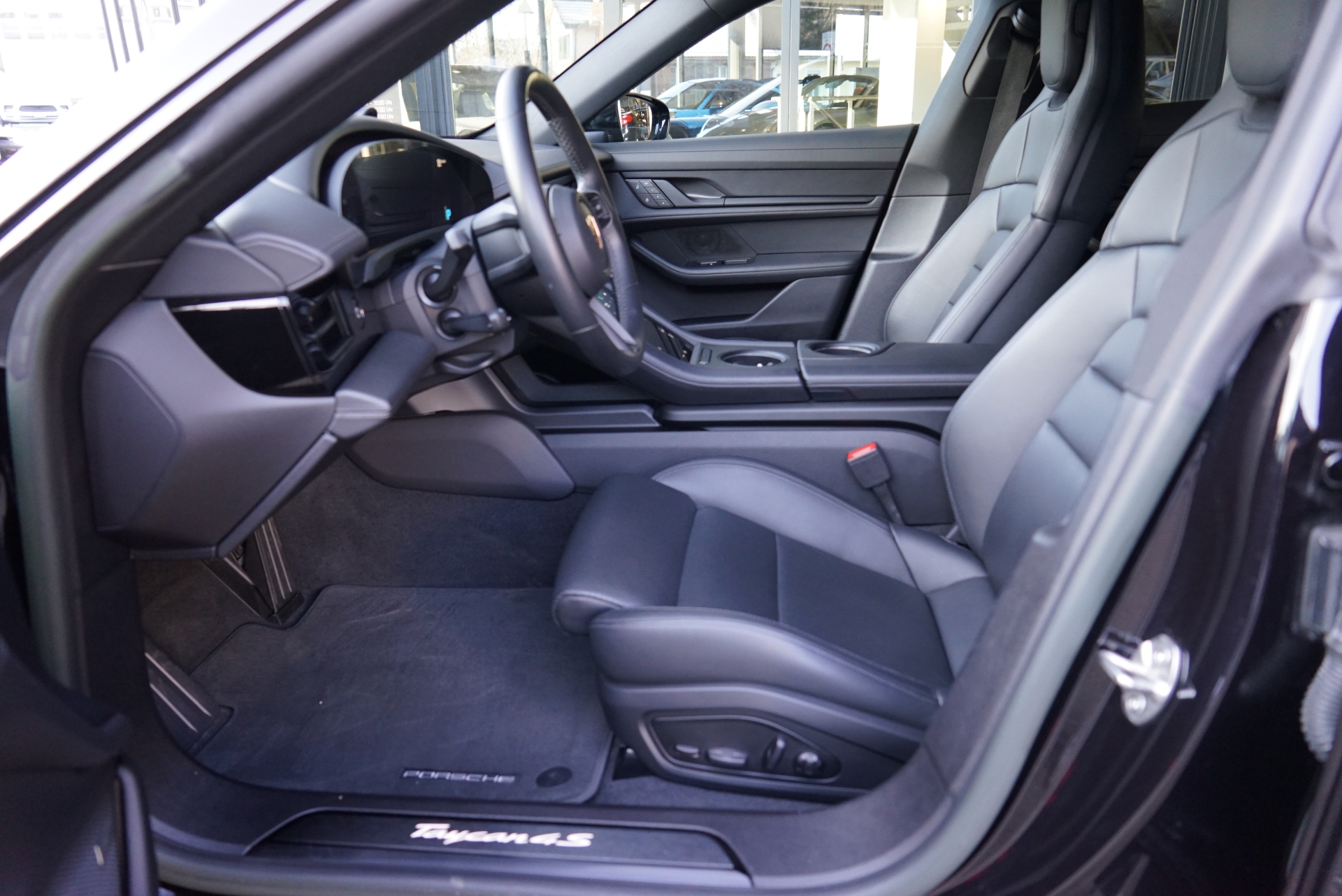 PORSCHE Taycan 4S Sport Turismo Perf.-image-7
