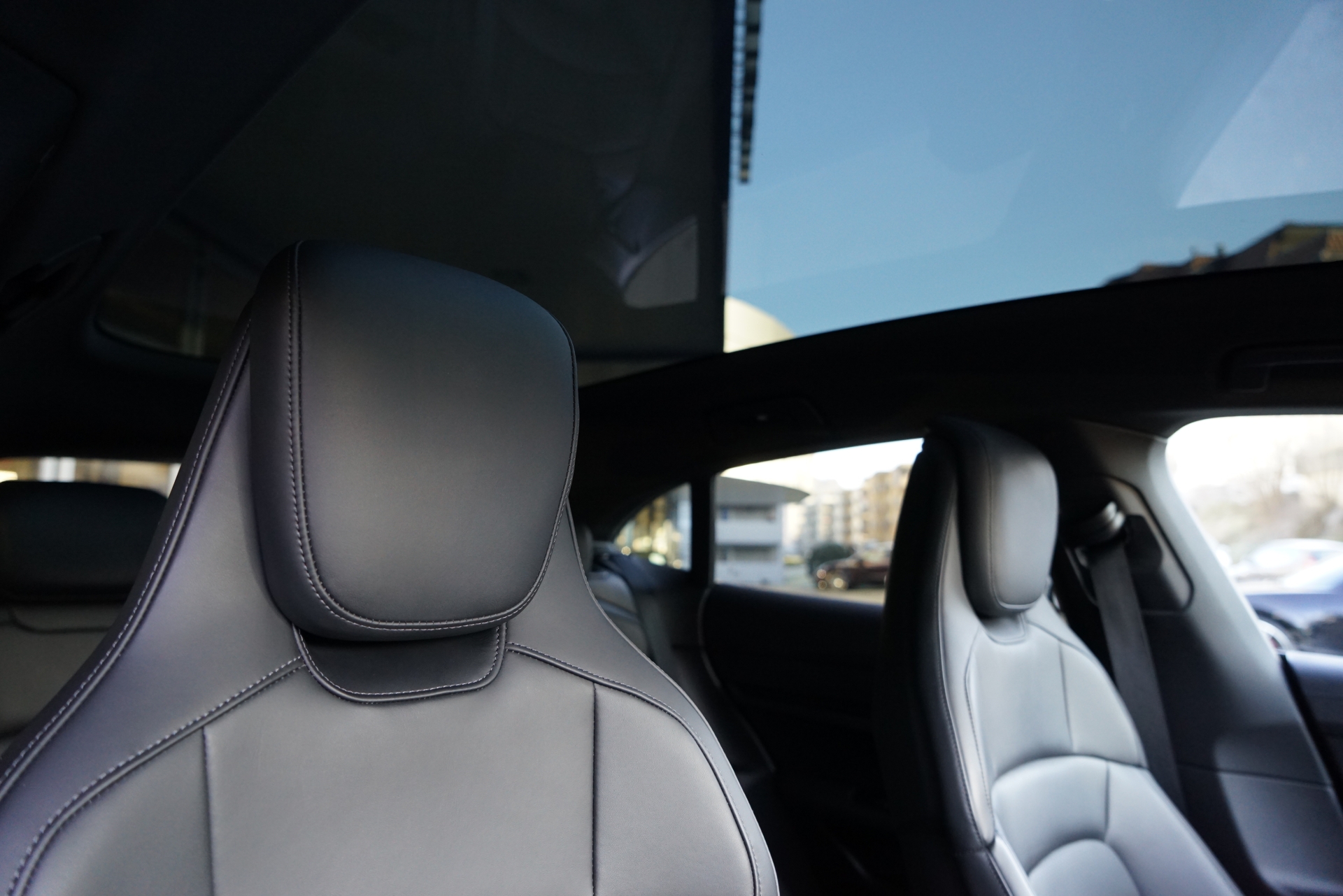 PORSCHE Taycan 4S Sport Turismo Perf.-image-13