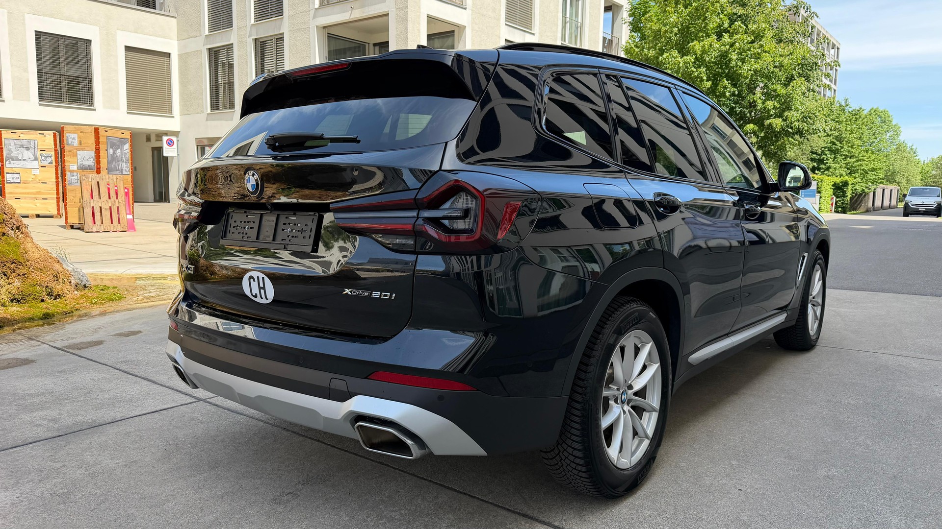 BMW X3 xDrive 20i-image-5