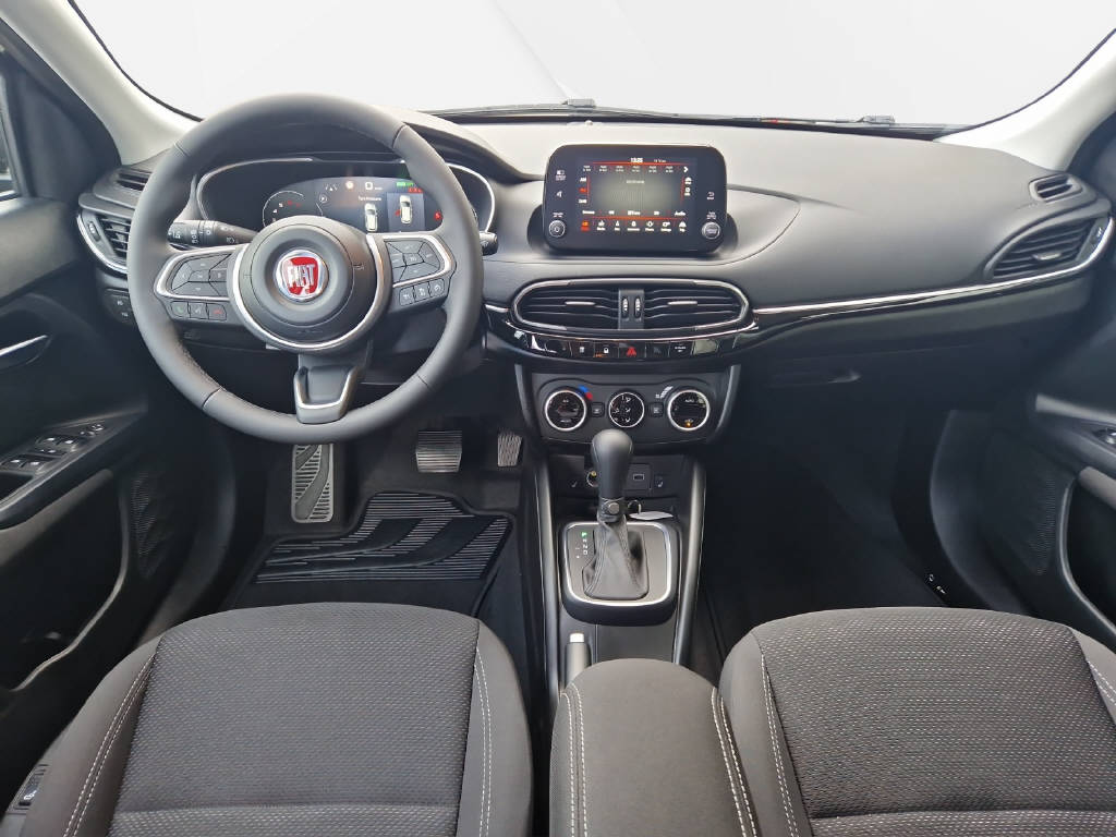 FIAT Tipo 1.5 Hybrid City Life-image-6