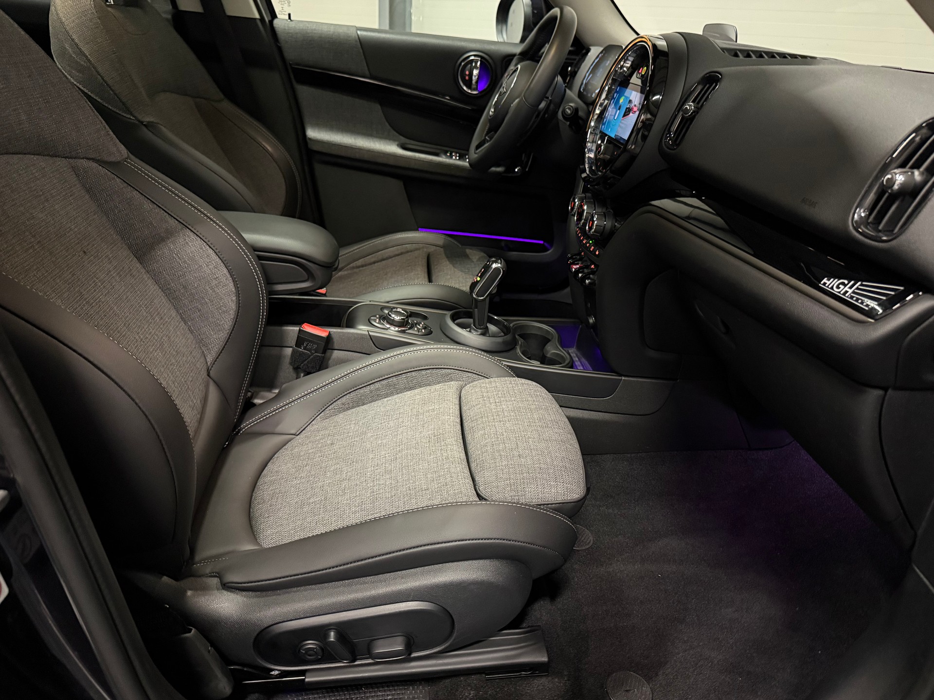 MINI Countryman F60 2.0i Cooper S SAG ALL4-image-15