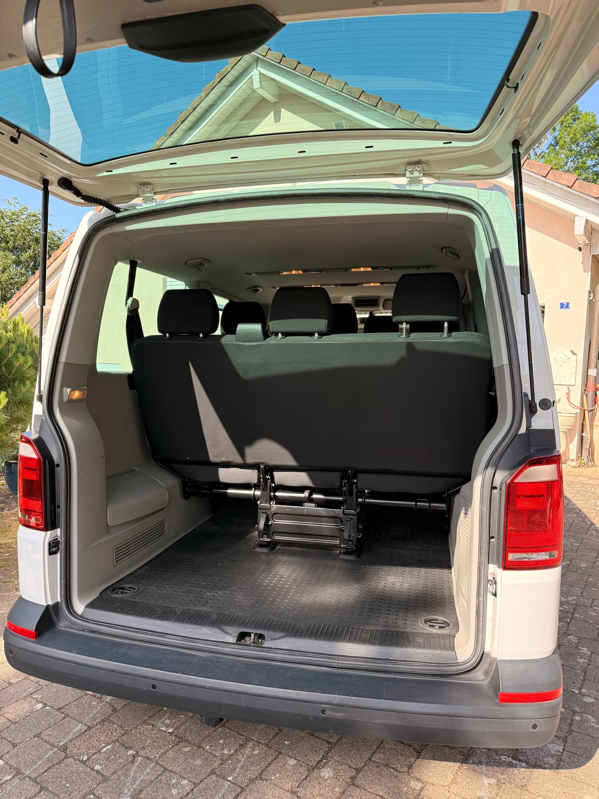 VW 2.0 TDI 150 DSG-image-9