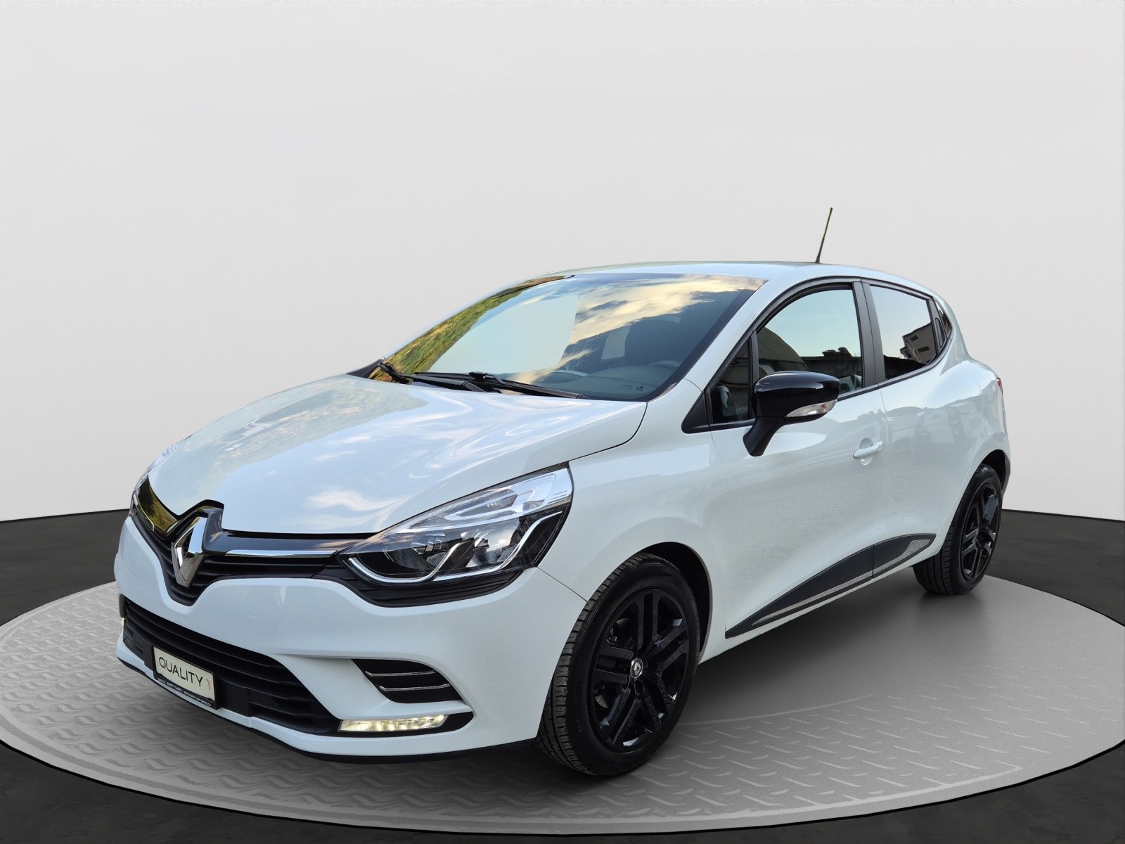 RENAULT Clio 0.9 12V Intens