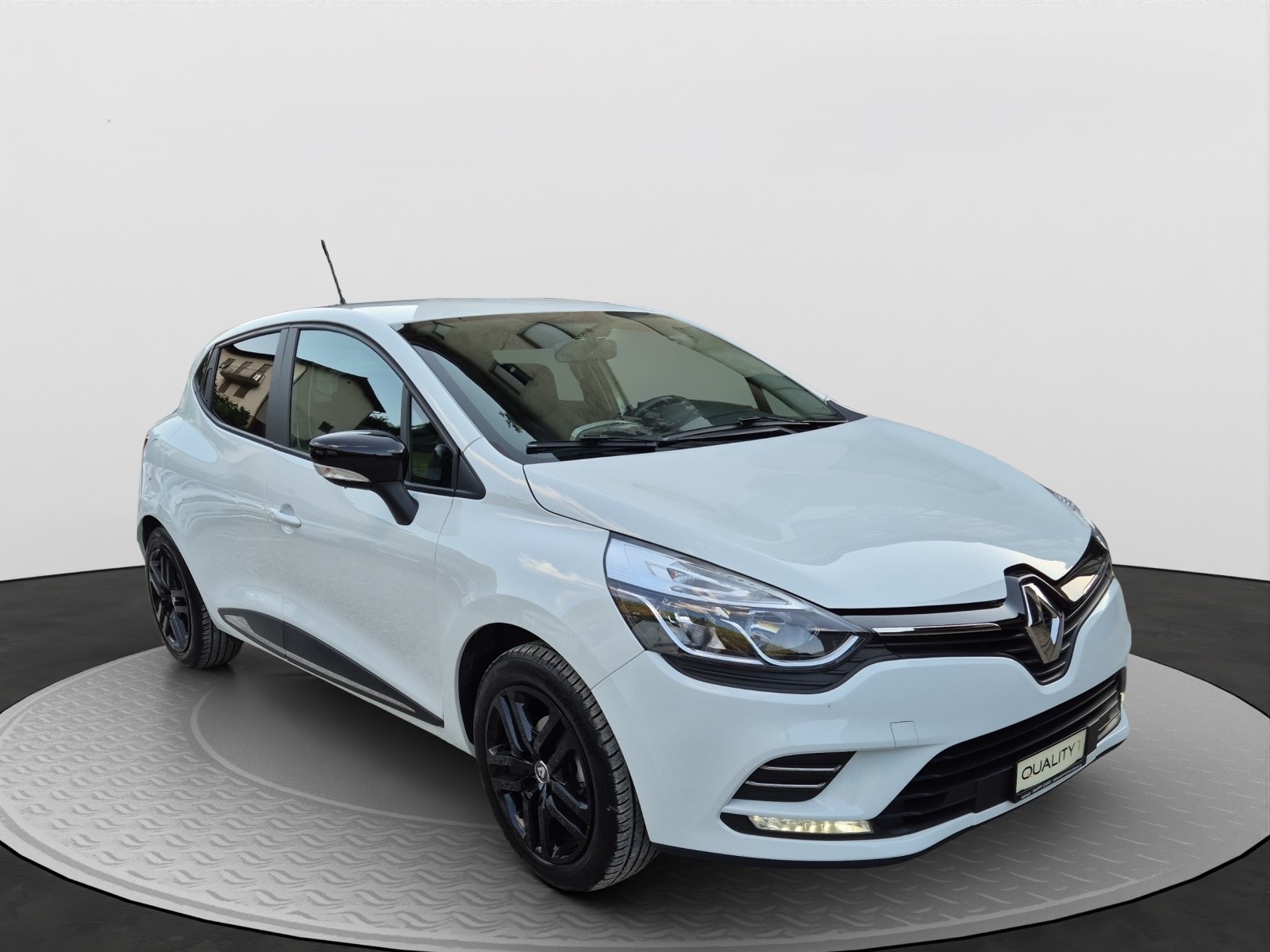 RENAULT Clio 0.9 12V Intens-image-2