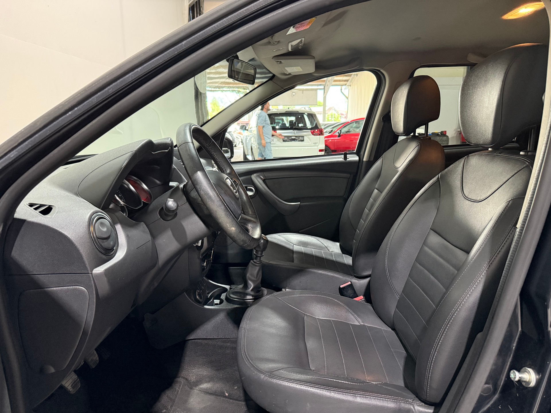 DACIA Duster 1.5 dCi Unlimited 4x4-image-12