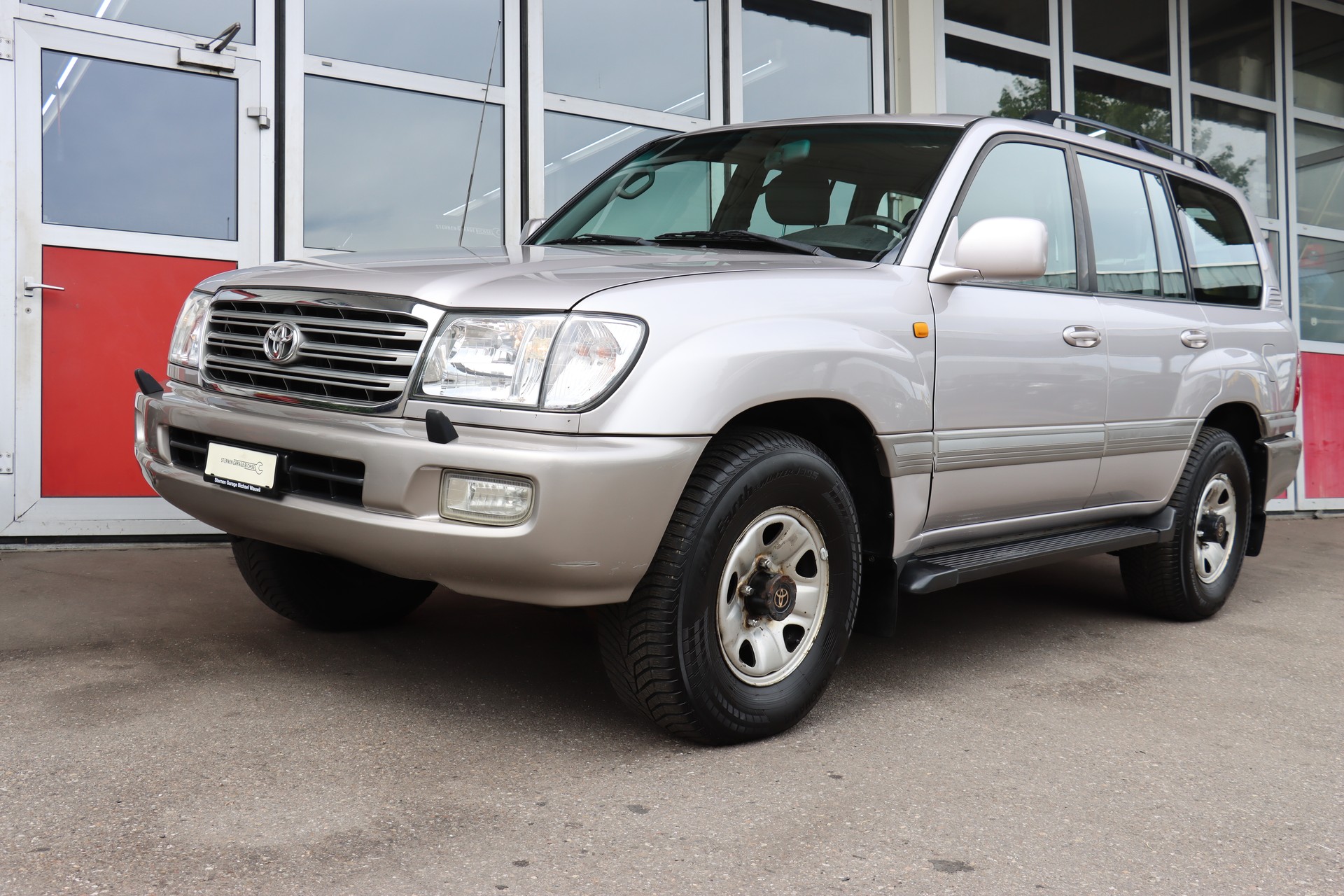 TOYOTA Land Cruiser 500 4.2TD S.Saloon