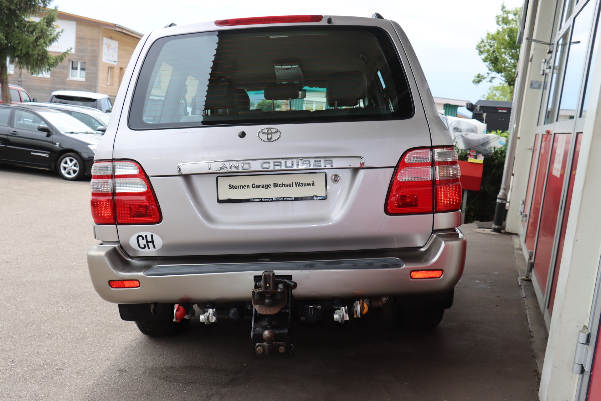 TOYOTA Land Cruiser 500 4.2TD S.Saloon-image-7