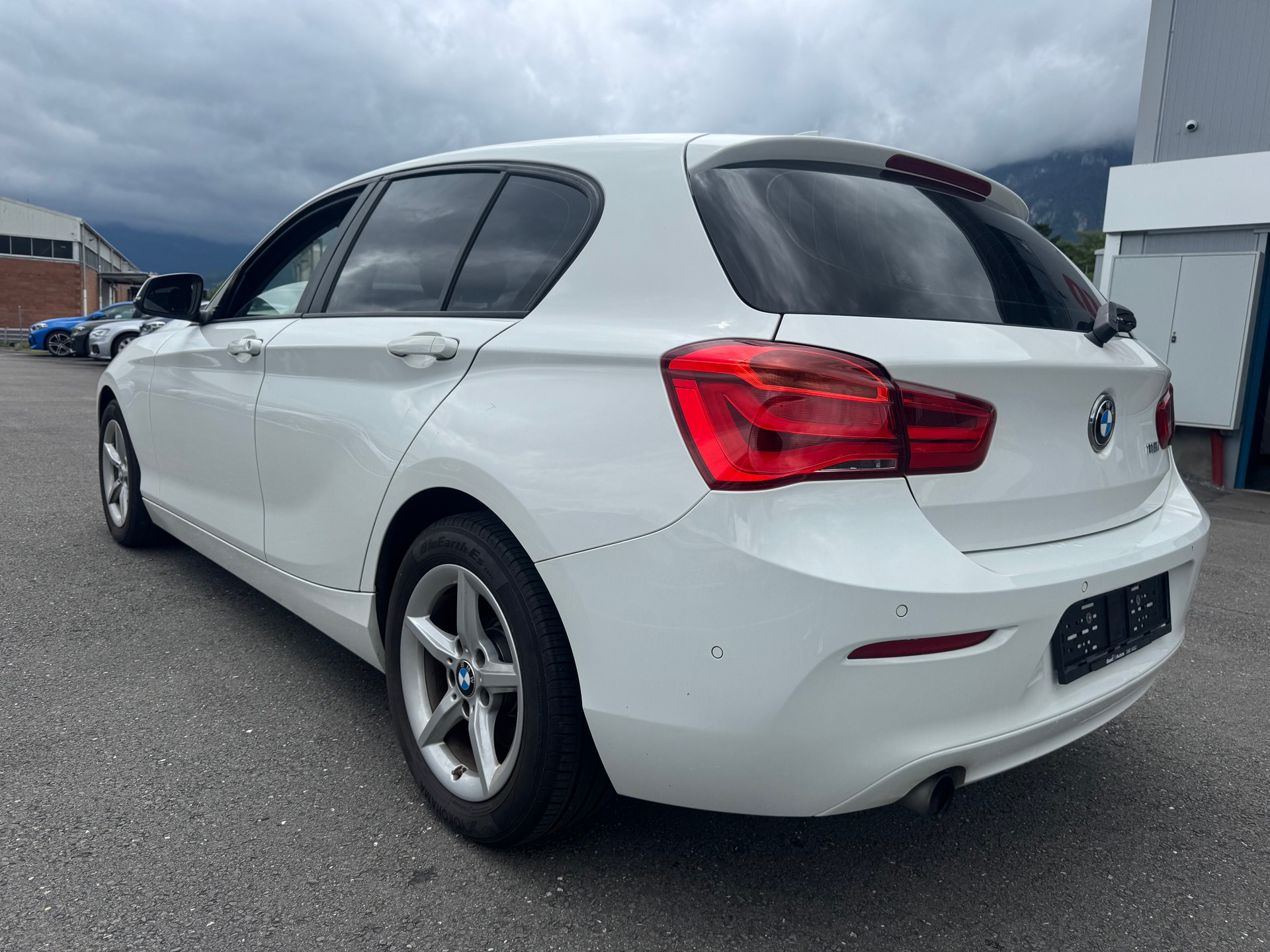 BMW 118i Steptronic-image-5