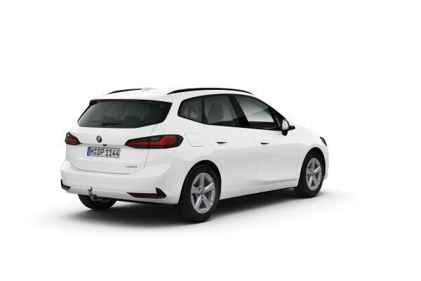 BMW 220i Active Tourer U06 (CH) AHK 📍-image-1