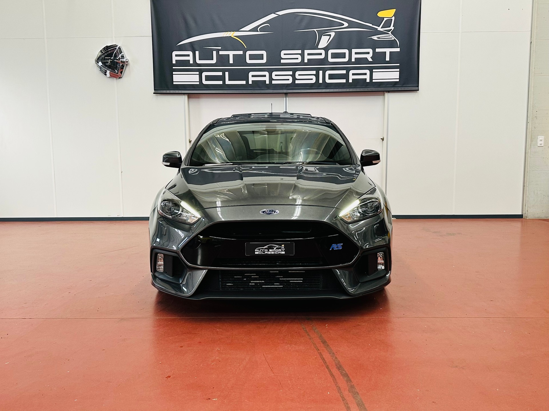 FORD Focus 2.3 EcoBoost RS AWD mit RS Schalensitze-image-9