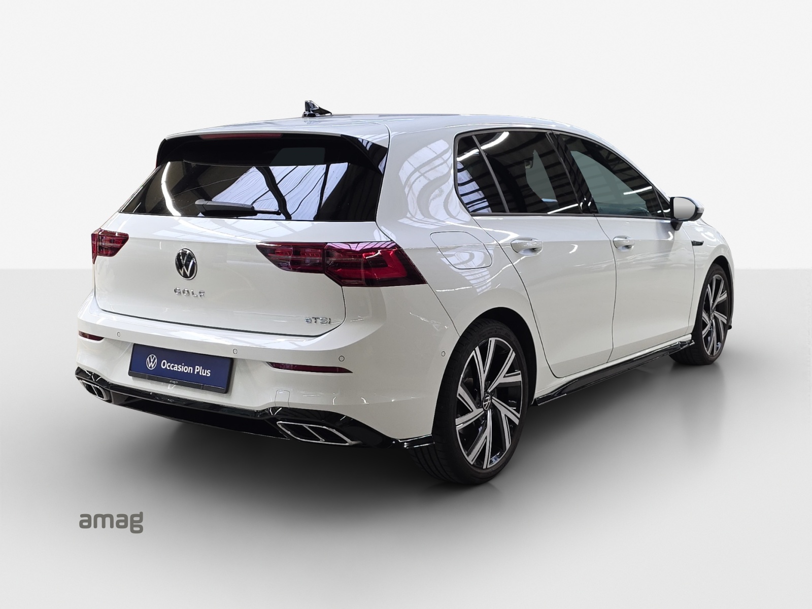 VW Golf 1.5 eTSI mHEV ACT R-Line DSG-image-4
